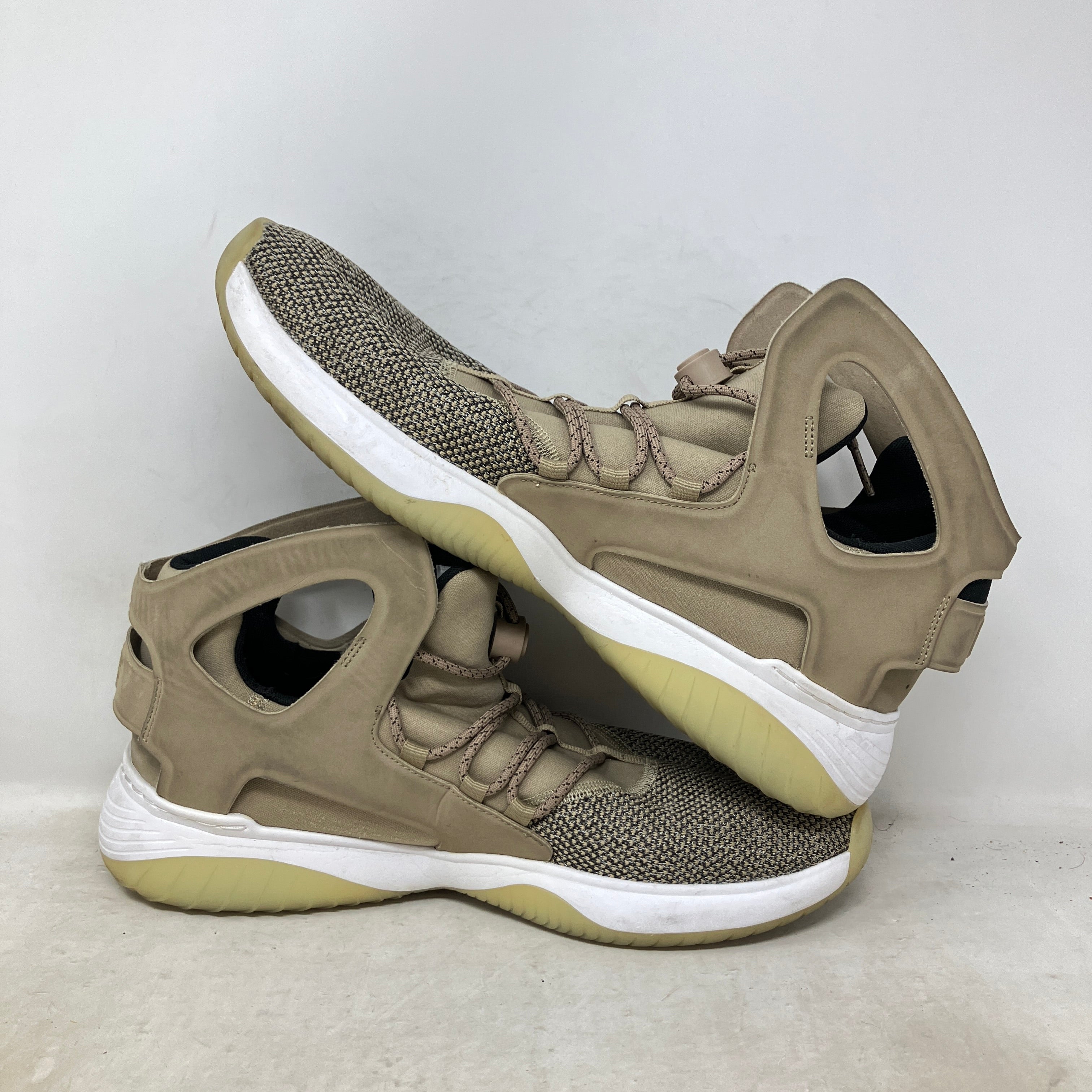 Nike Air Flight Huarache Ultra Trooper
