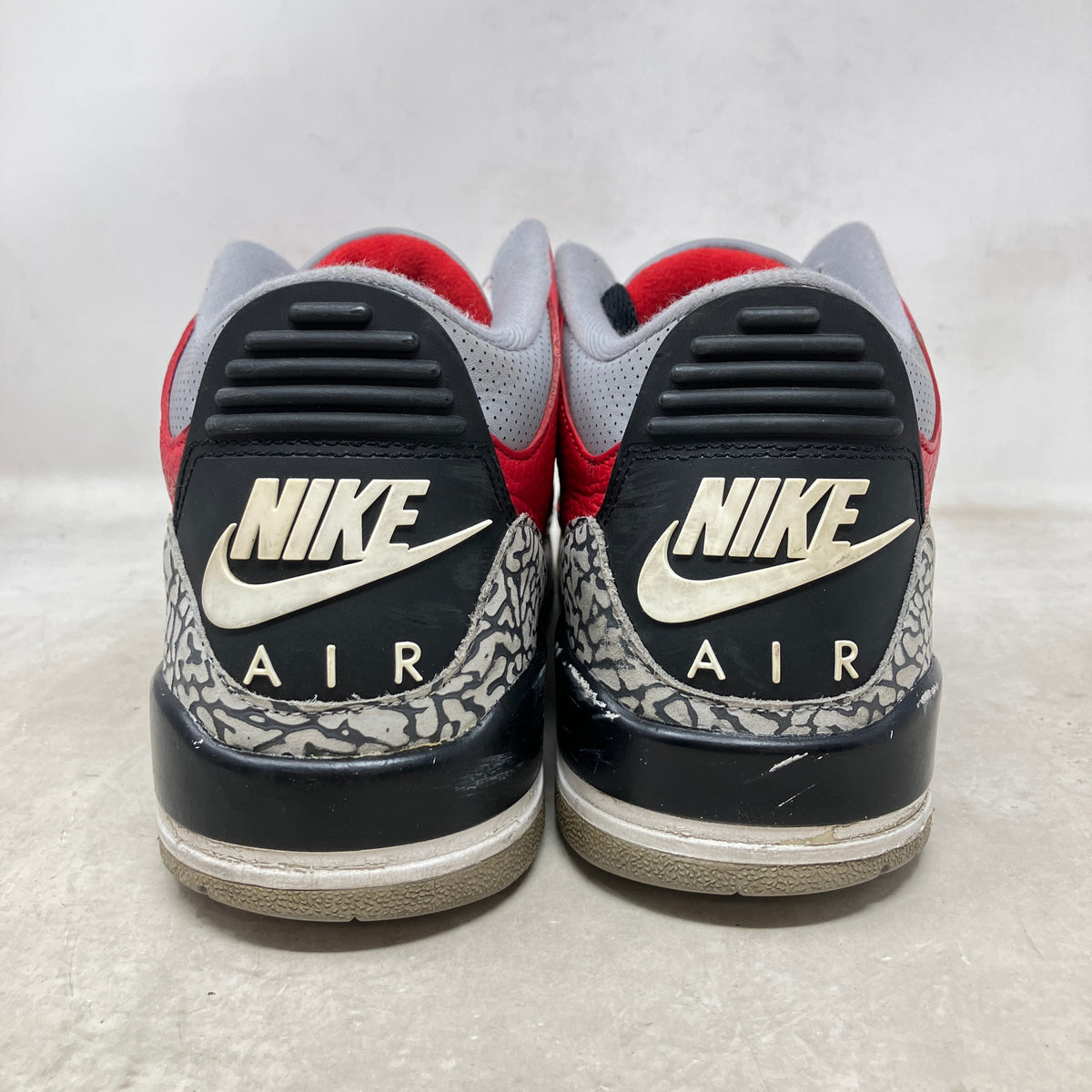 Jordan 3 Retro SE Unite