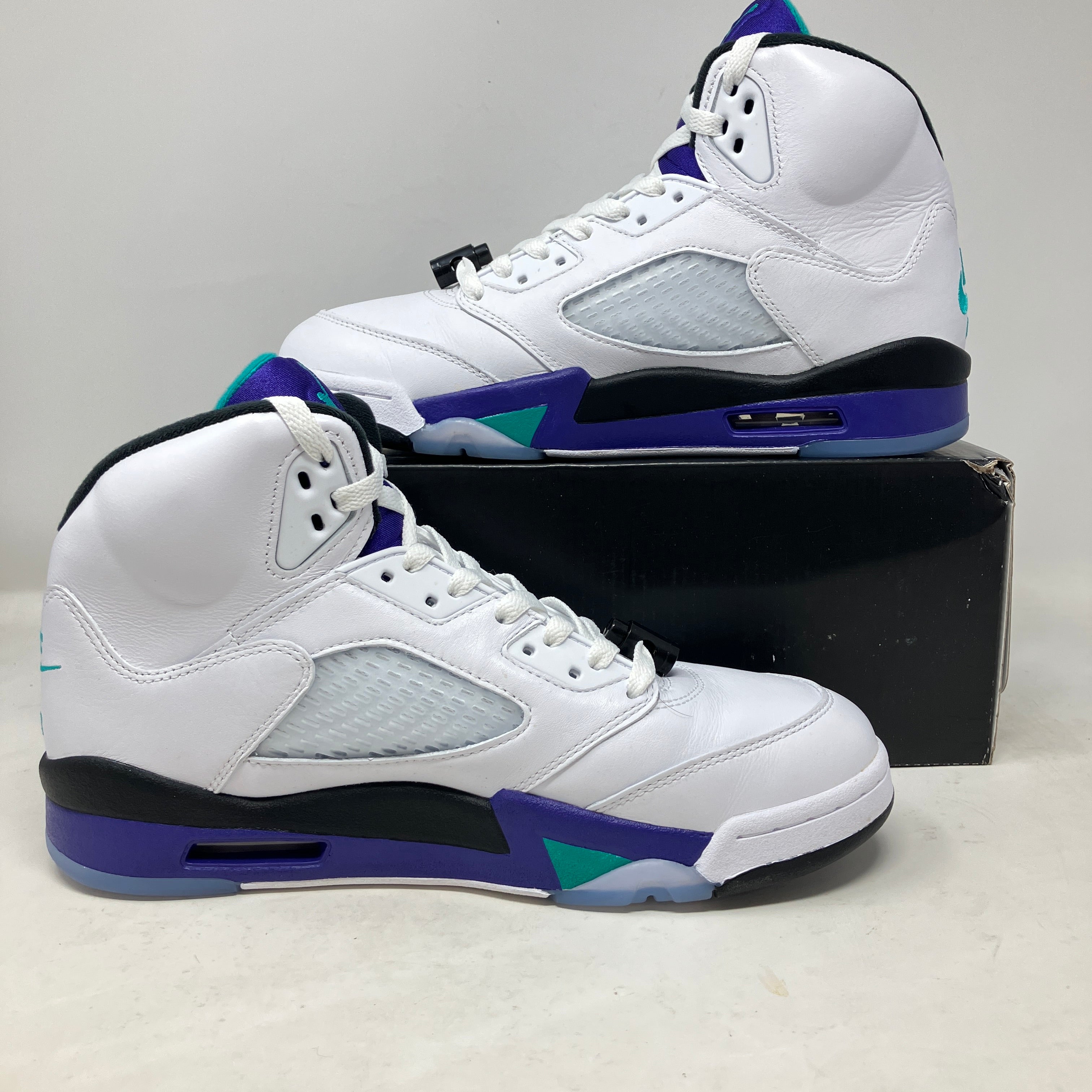 Jordan 5 Retro Grape (2025)