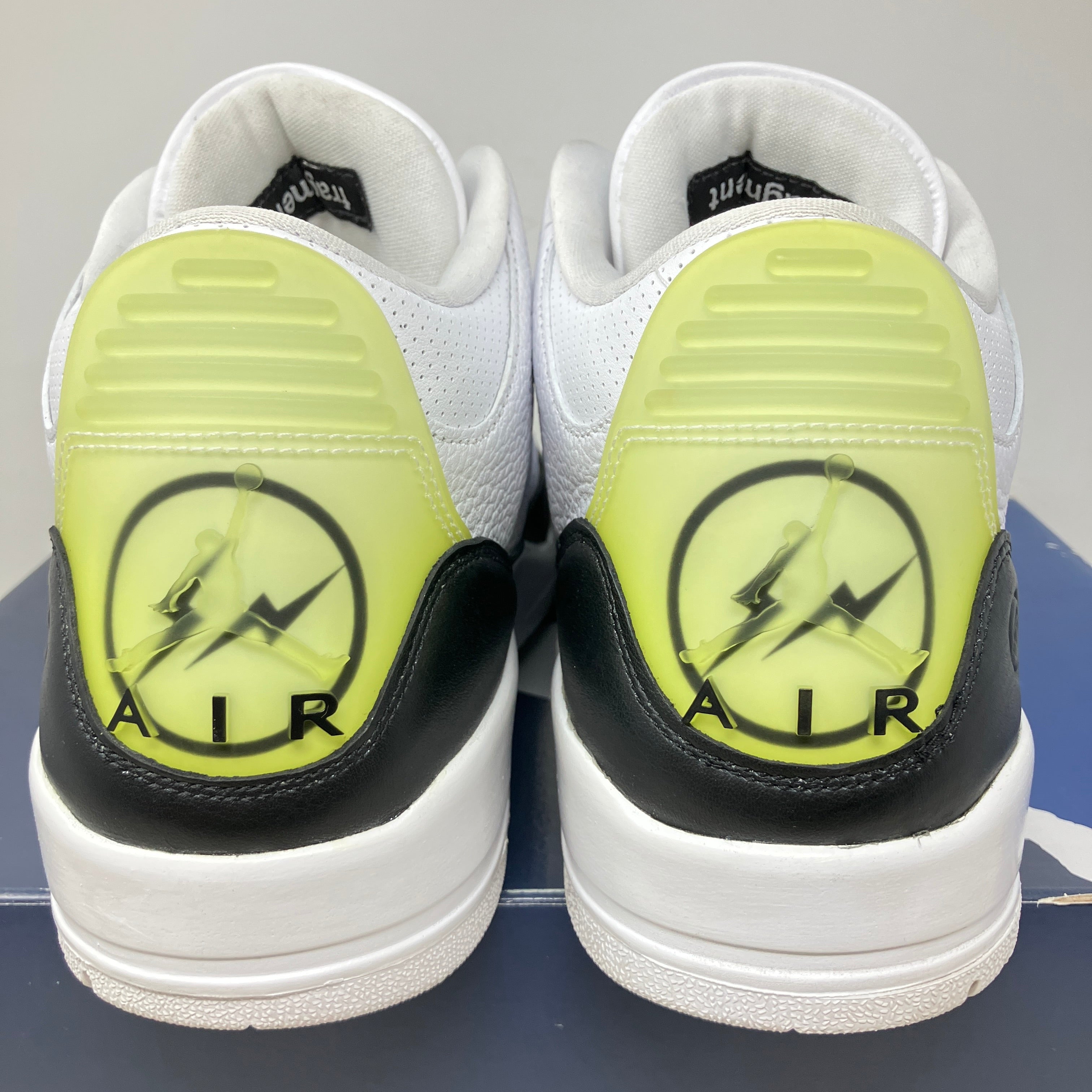 Jordan 3 Retro Fragment