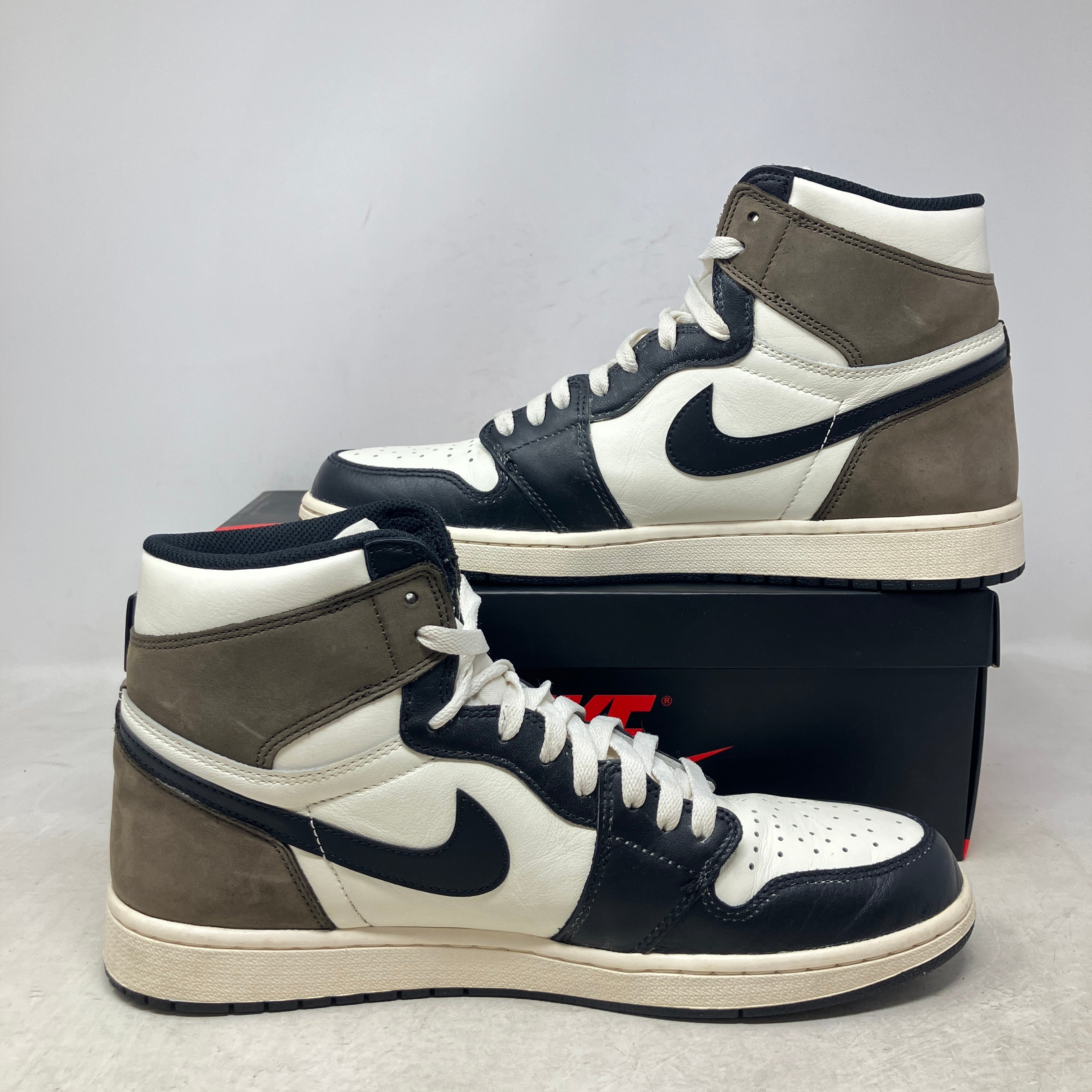Jordan 1 Retro High Dark Mocha