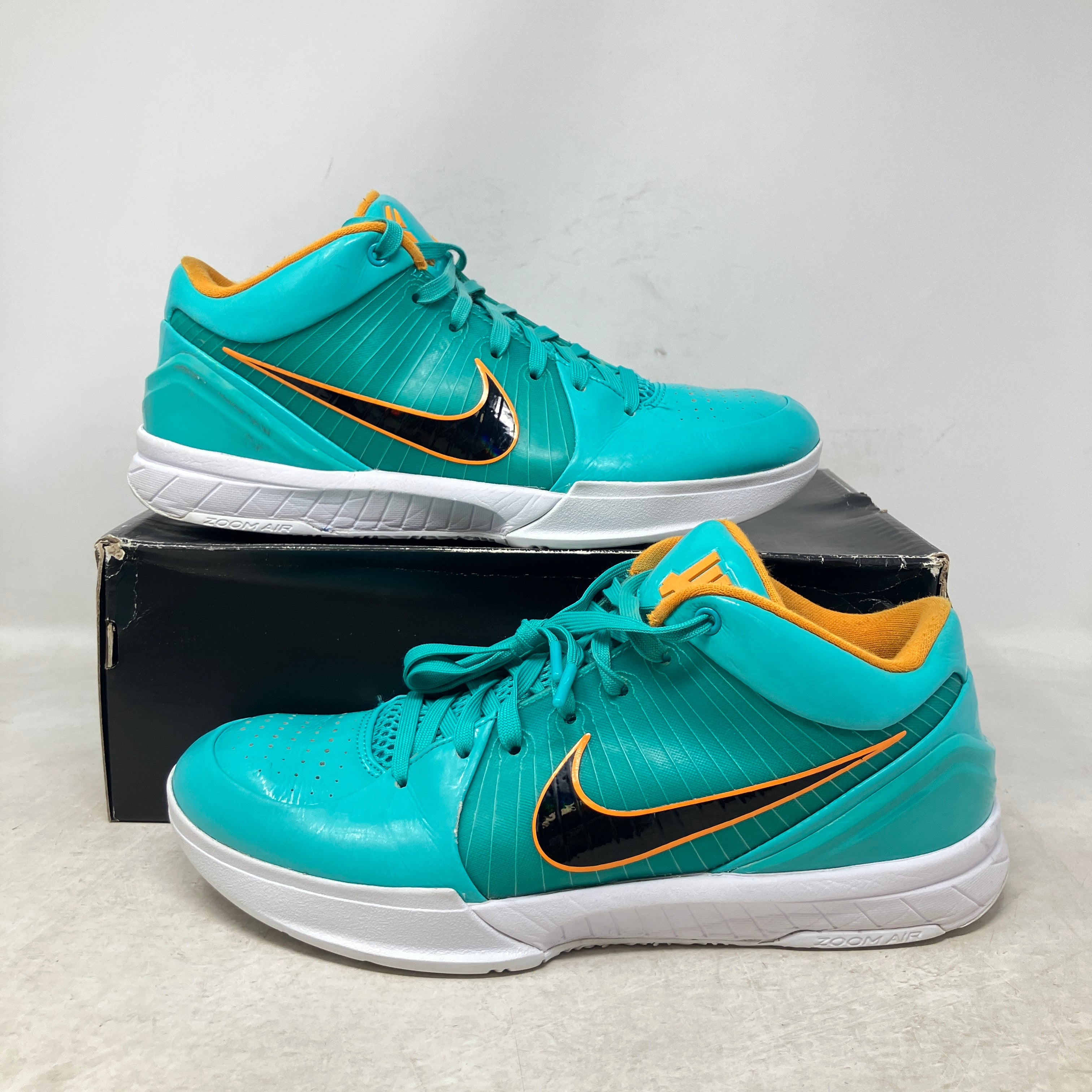 Nike Kobe 4 Protro Undefeated San Antonio Spurs