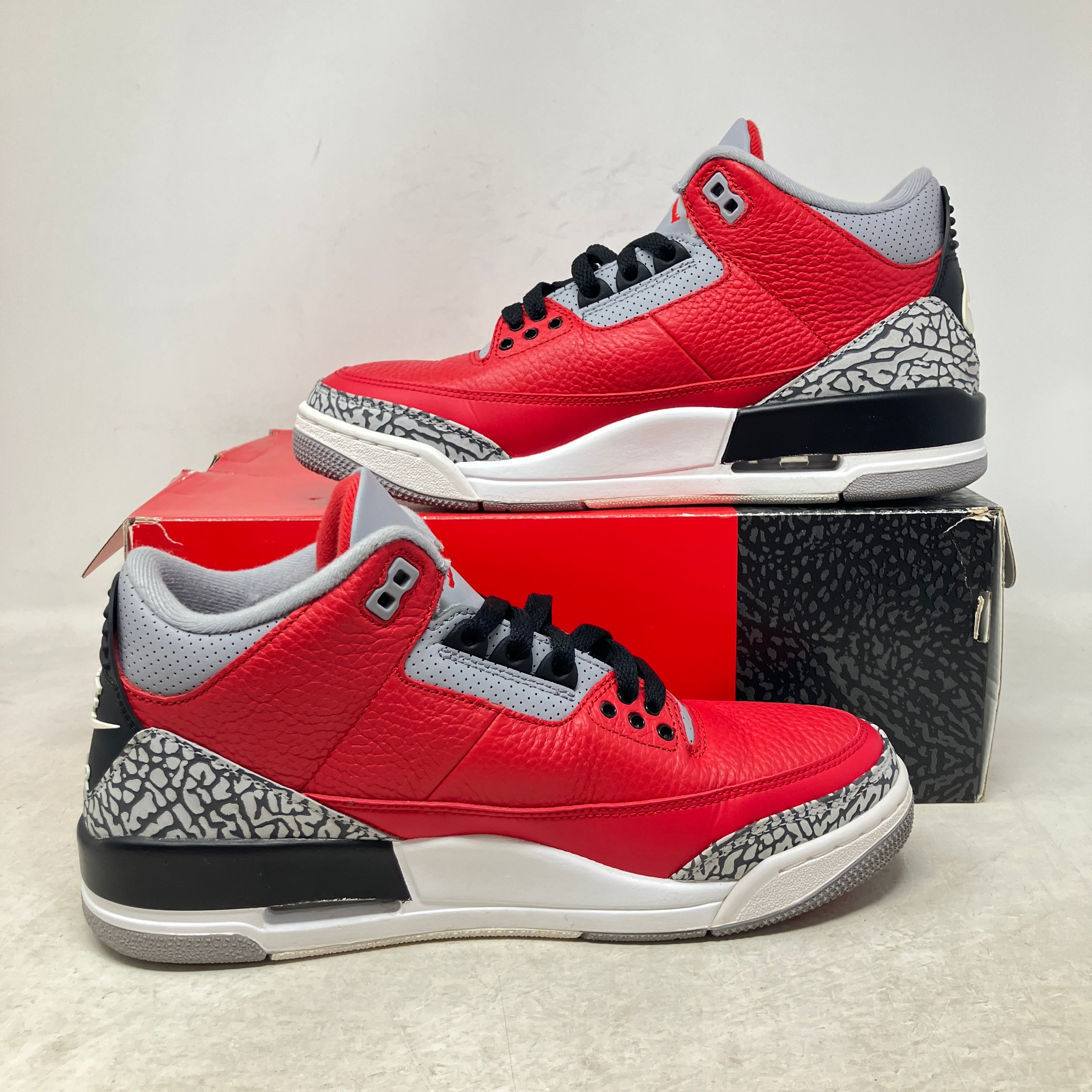 Jordan 3 Retro SE Unite