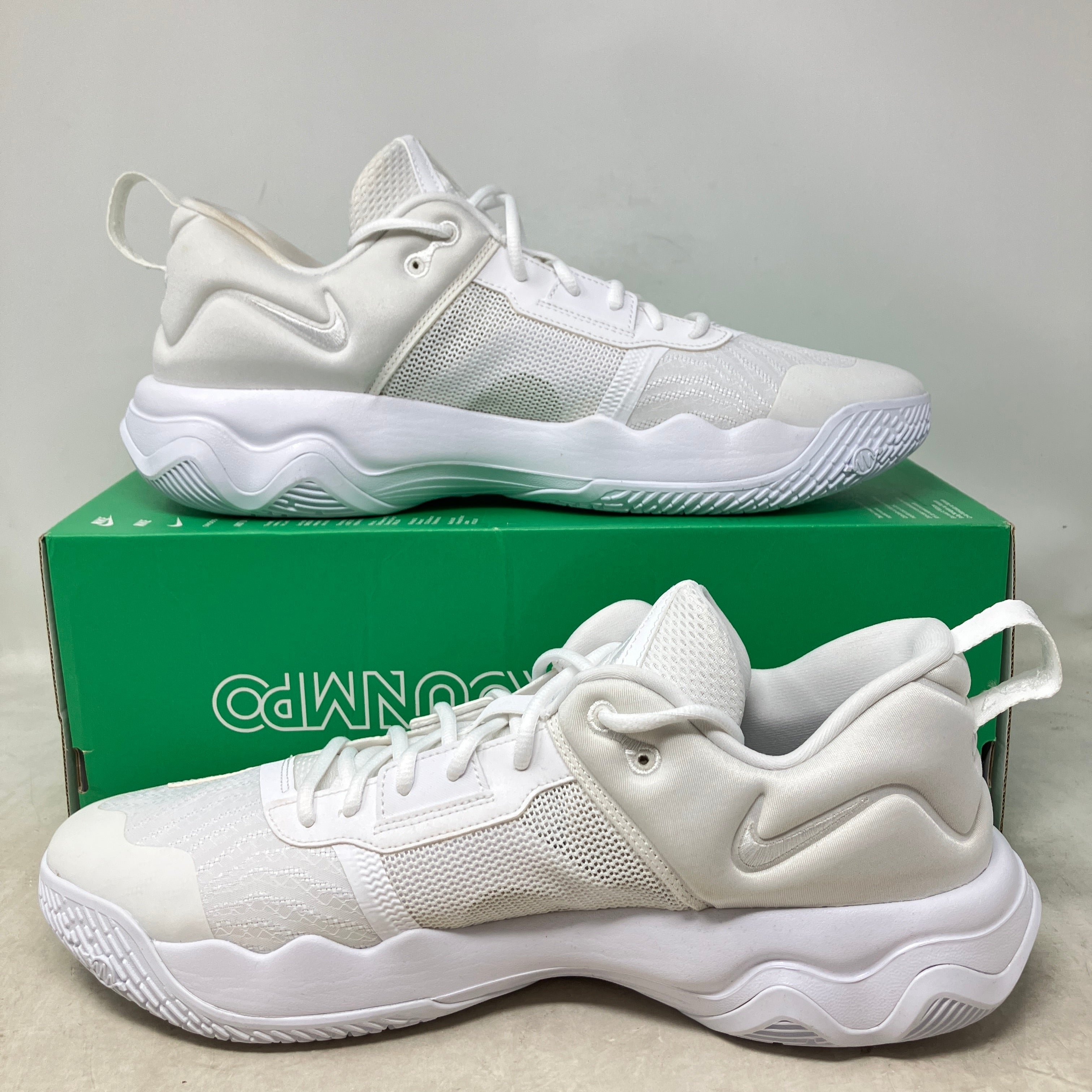Nike Giannis Immortality 3 Triple White