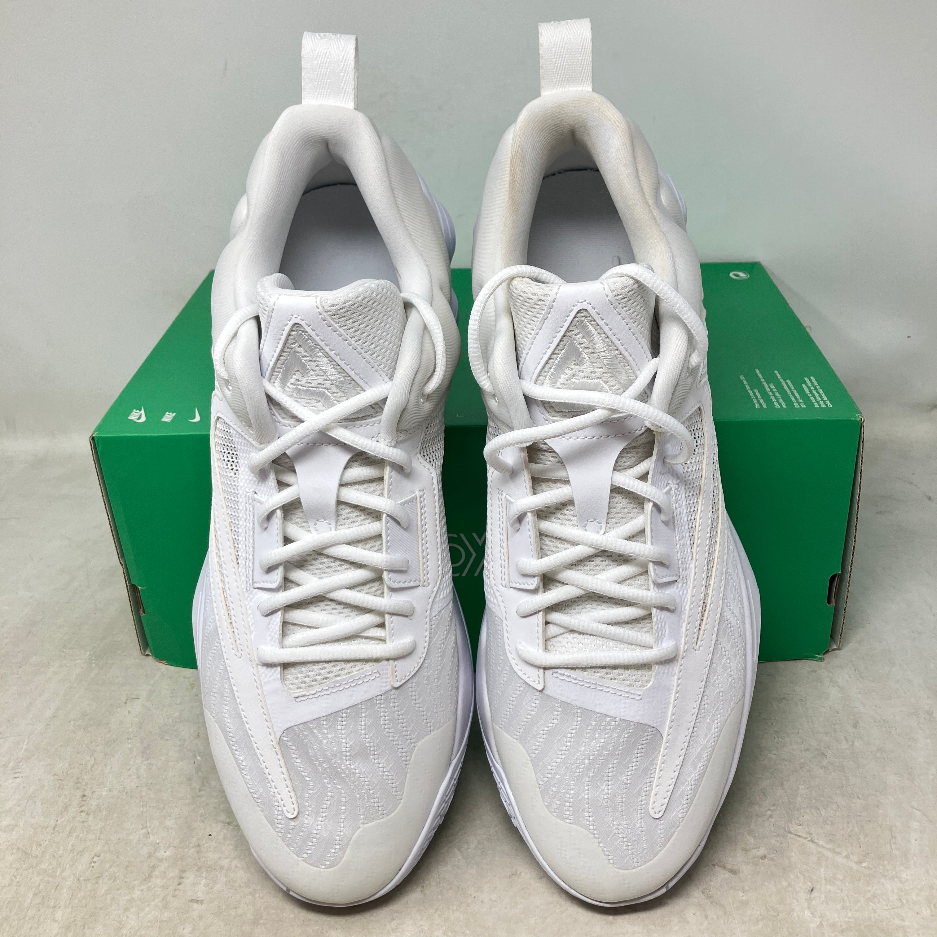Nike Giannis Immortality 3 Triple White