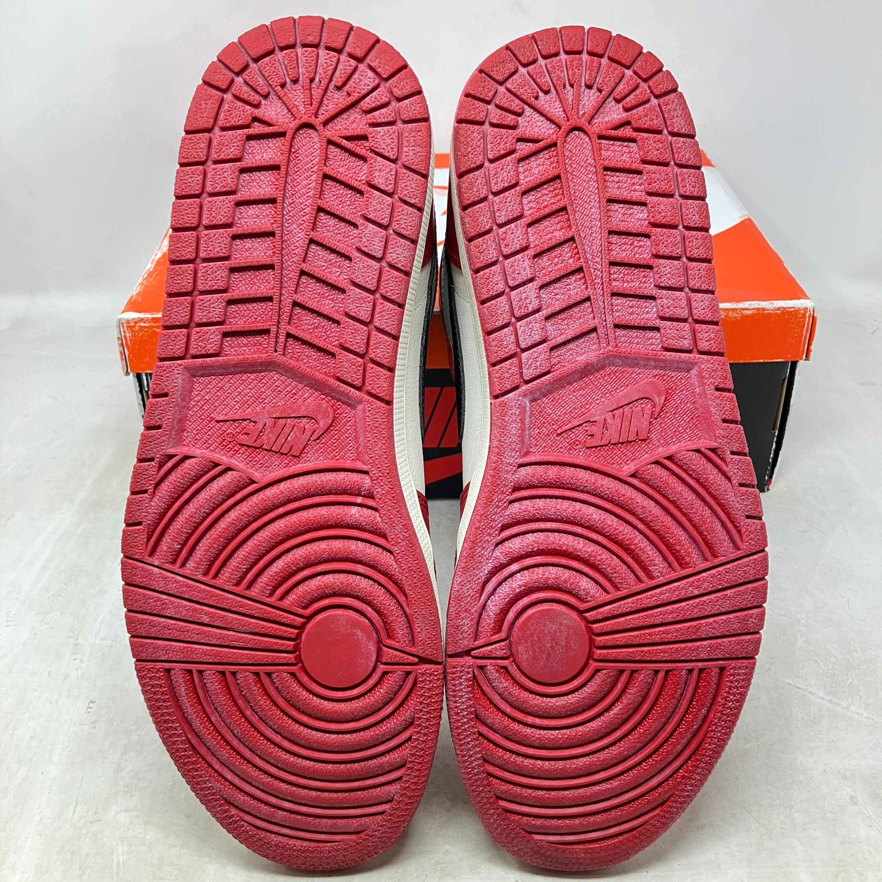 Jordan 1 Retro High OG Chicago Lost and Found