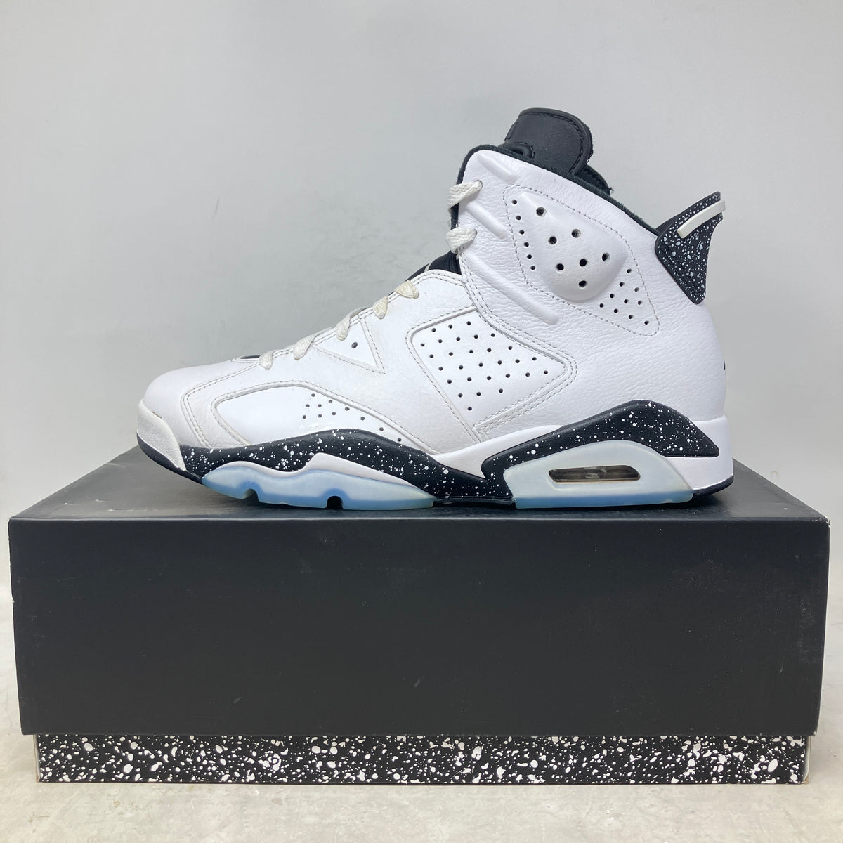 Jordan 6 Retro Oreo (2026)