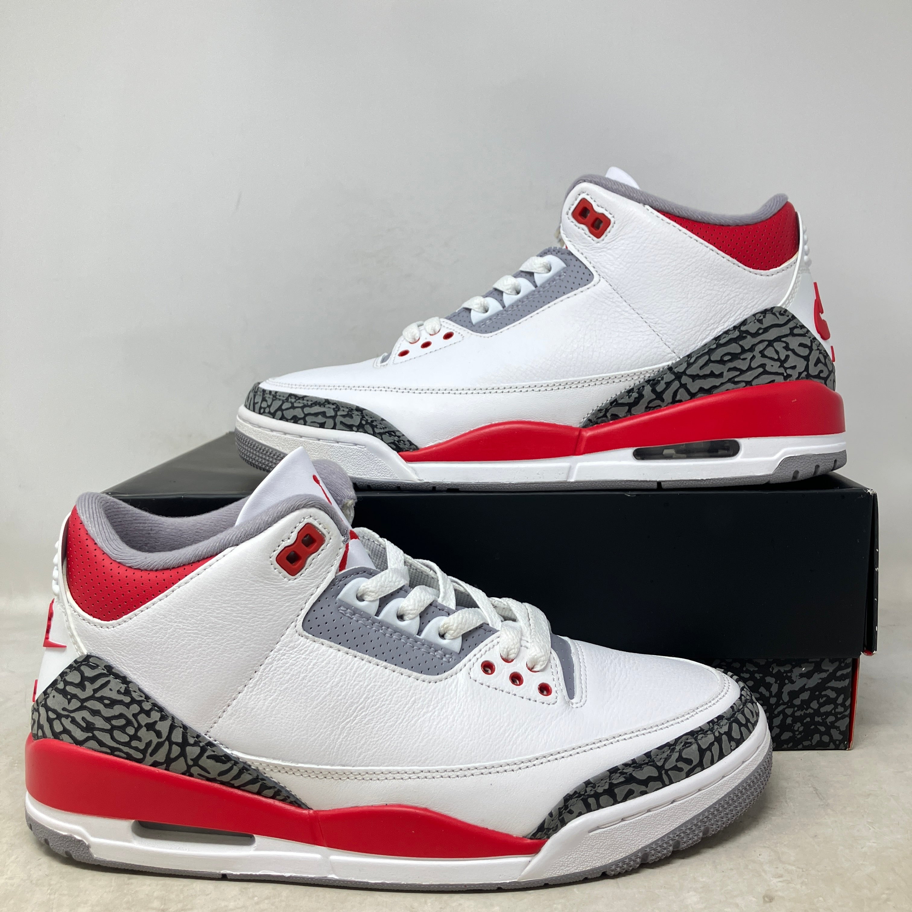Jordan 3 Retro Fire Red (2022)