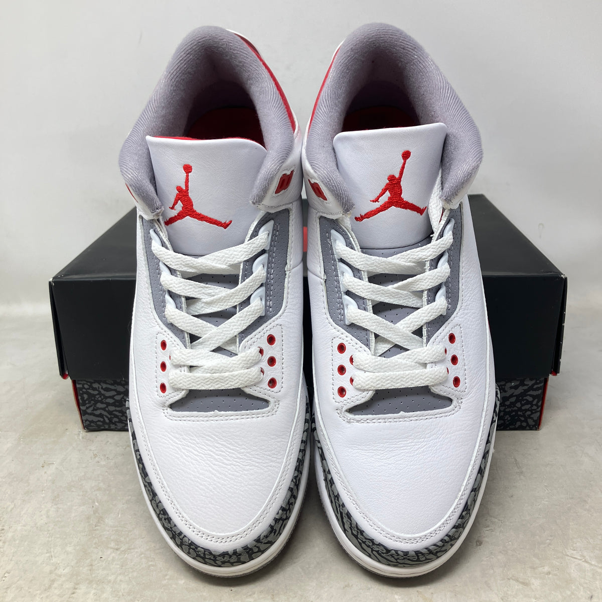 Jordan 3 Retro Fire Red (2022)