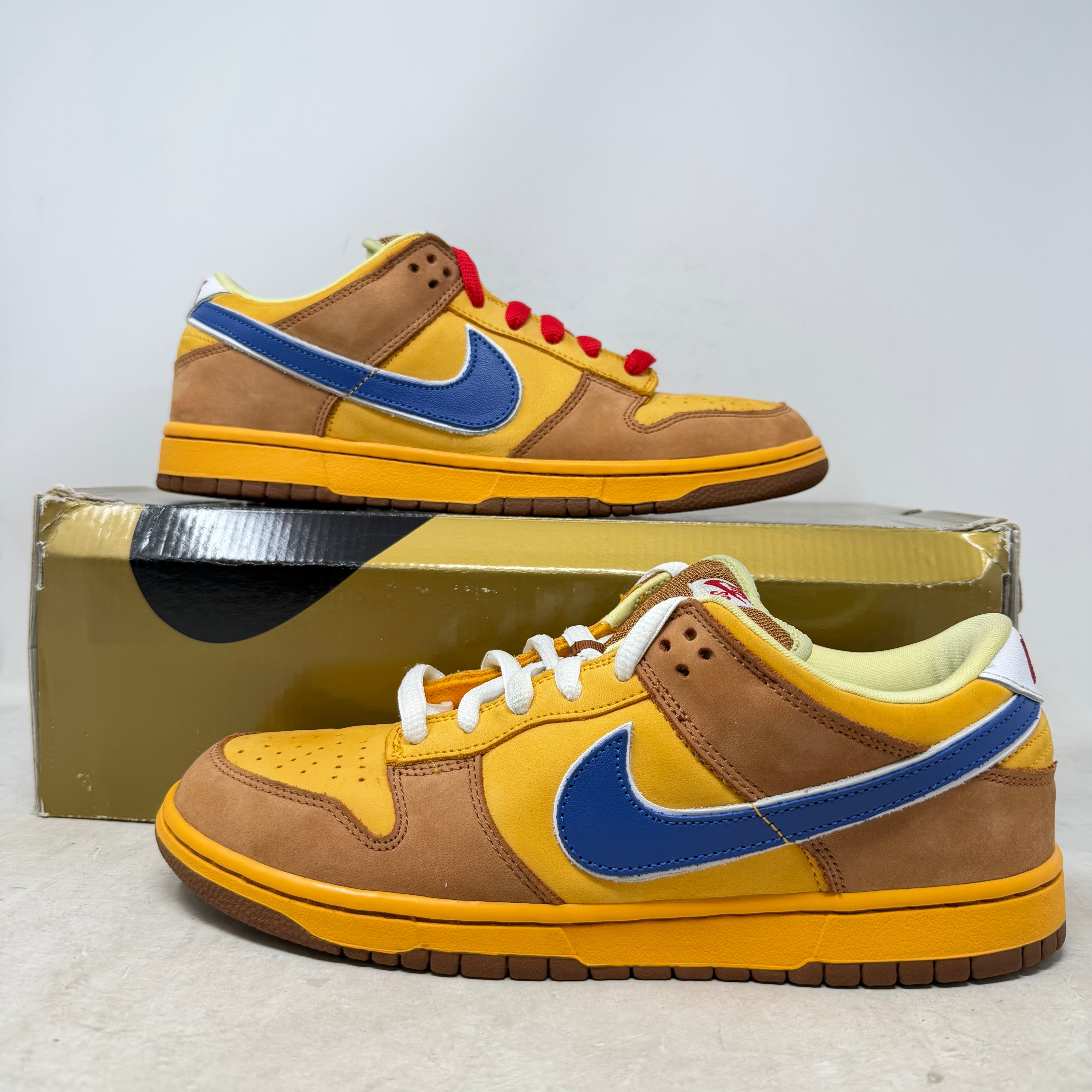 Nike SB Dunk Low Newcastle Brown Ale