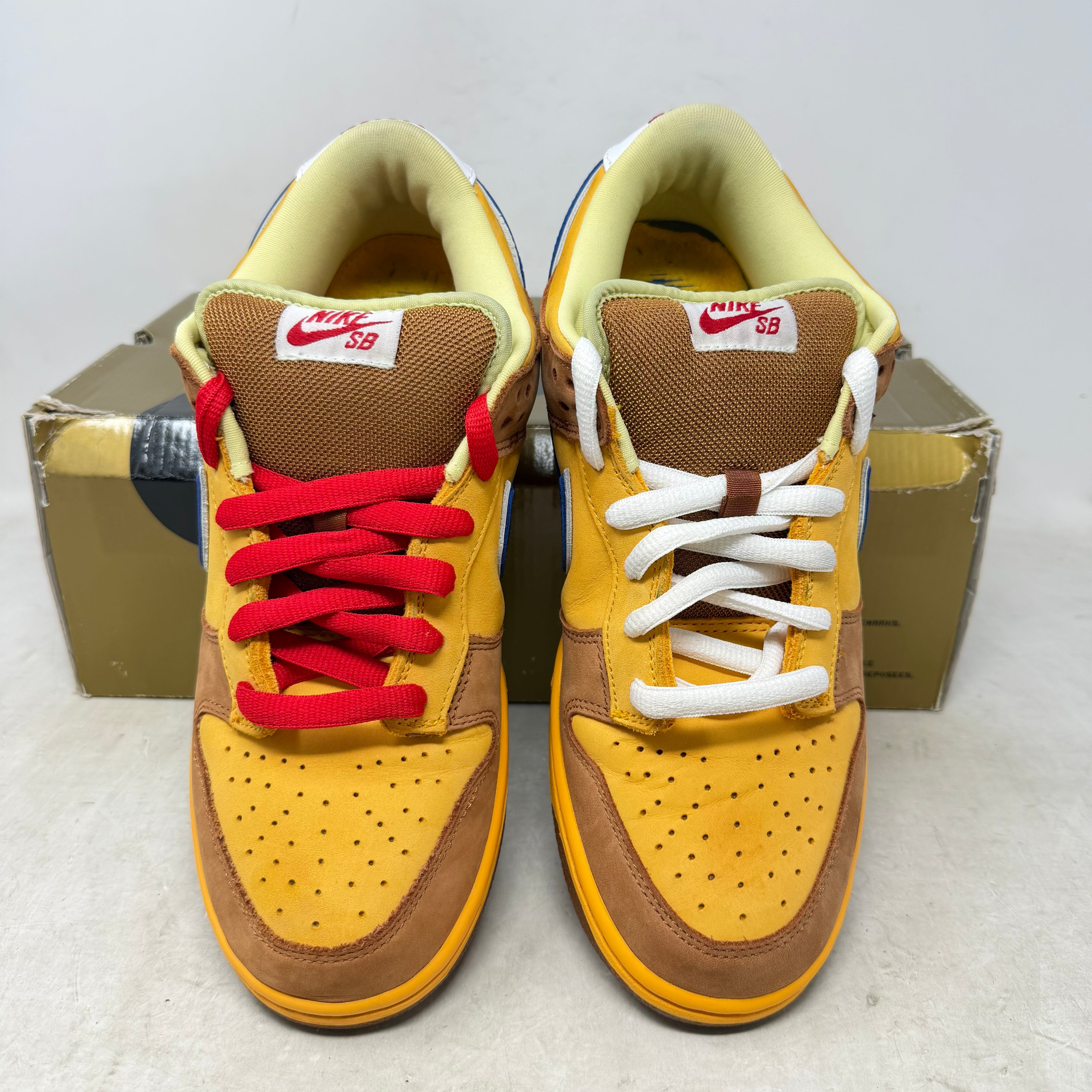 Nike SB Dunk Low Newcastle Brown Ale