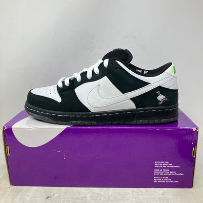 Nike SB Dunk Low Staple Panda Pigeon