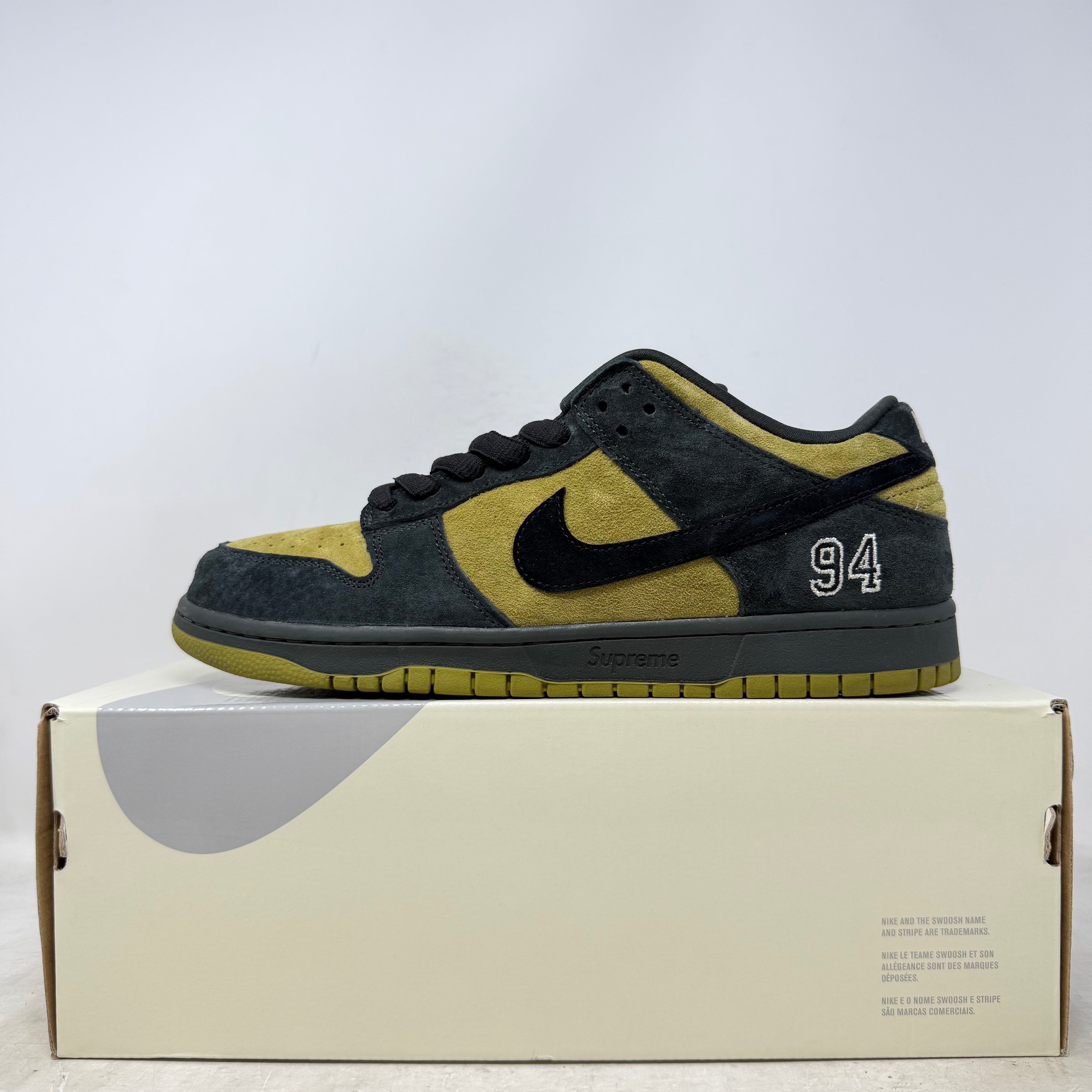 Nike SB Dunk Low Supreme 94 Camper Green