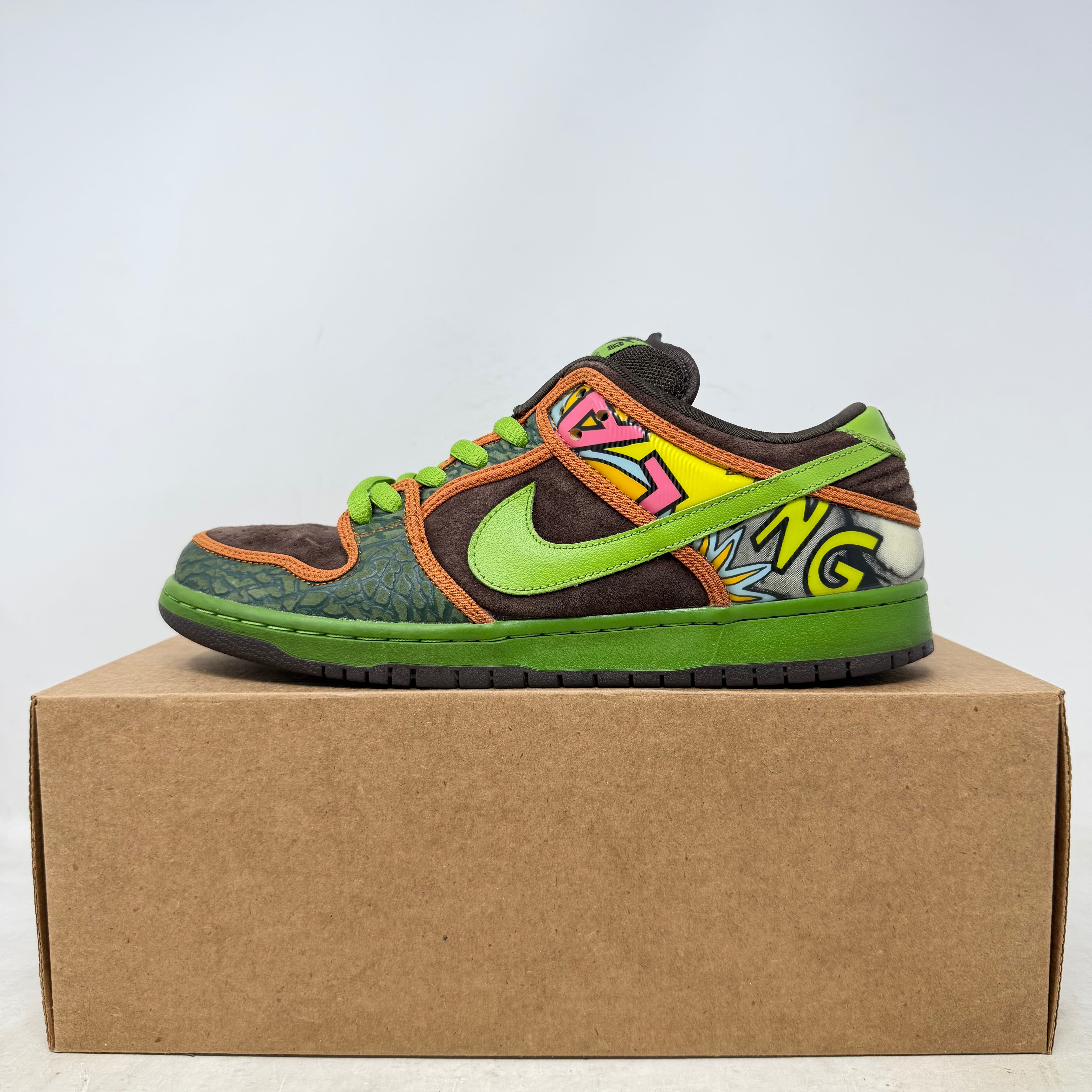 Nike SB Dunk Low De La Soul (2015)