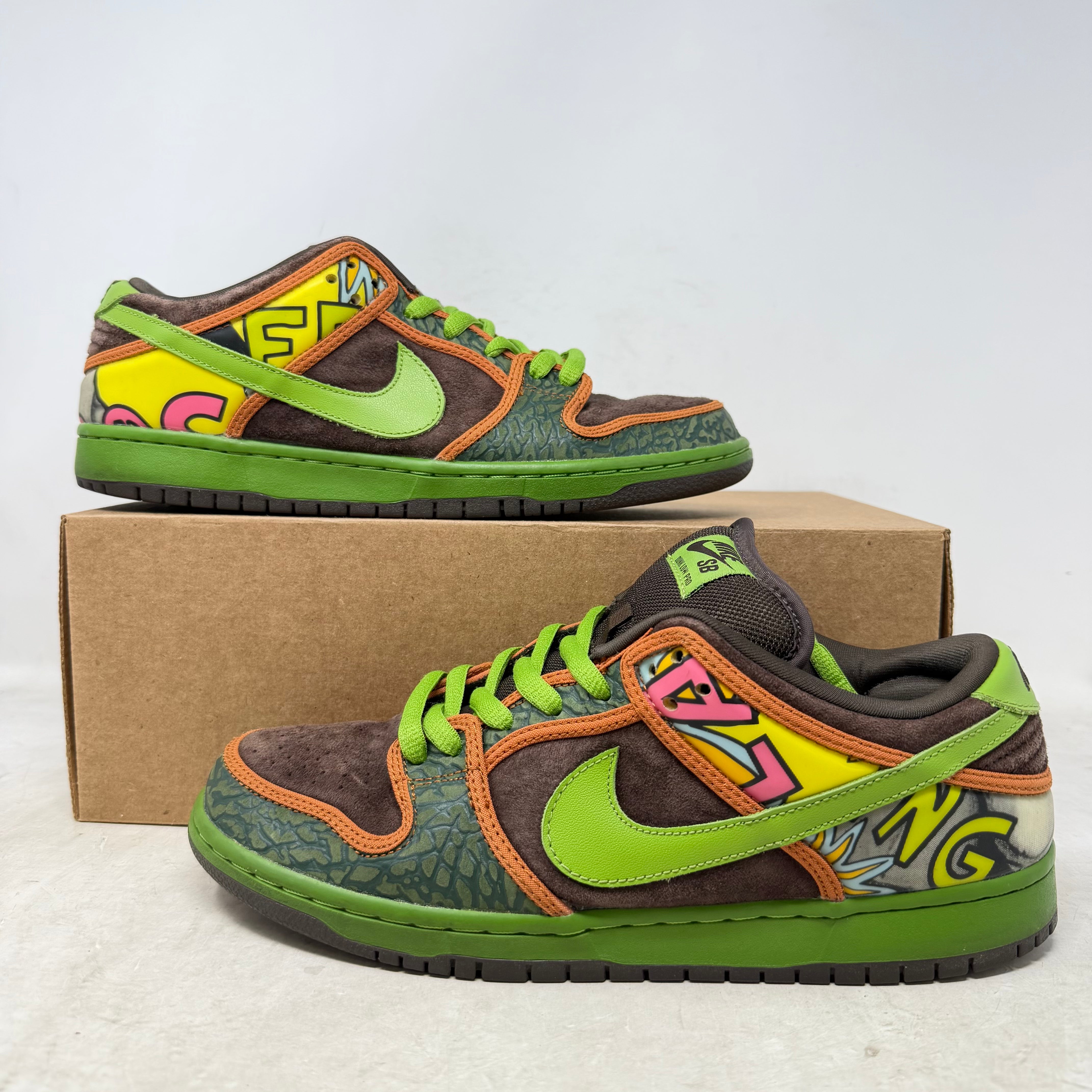 Nike SB Dunk Low De La Soul (2015)