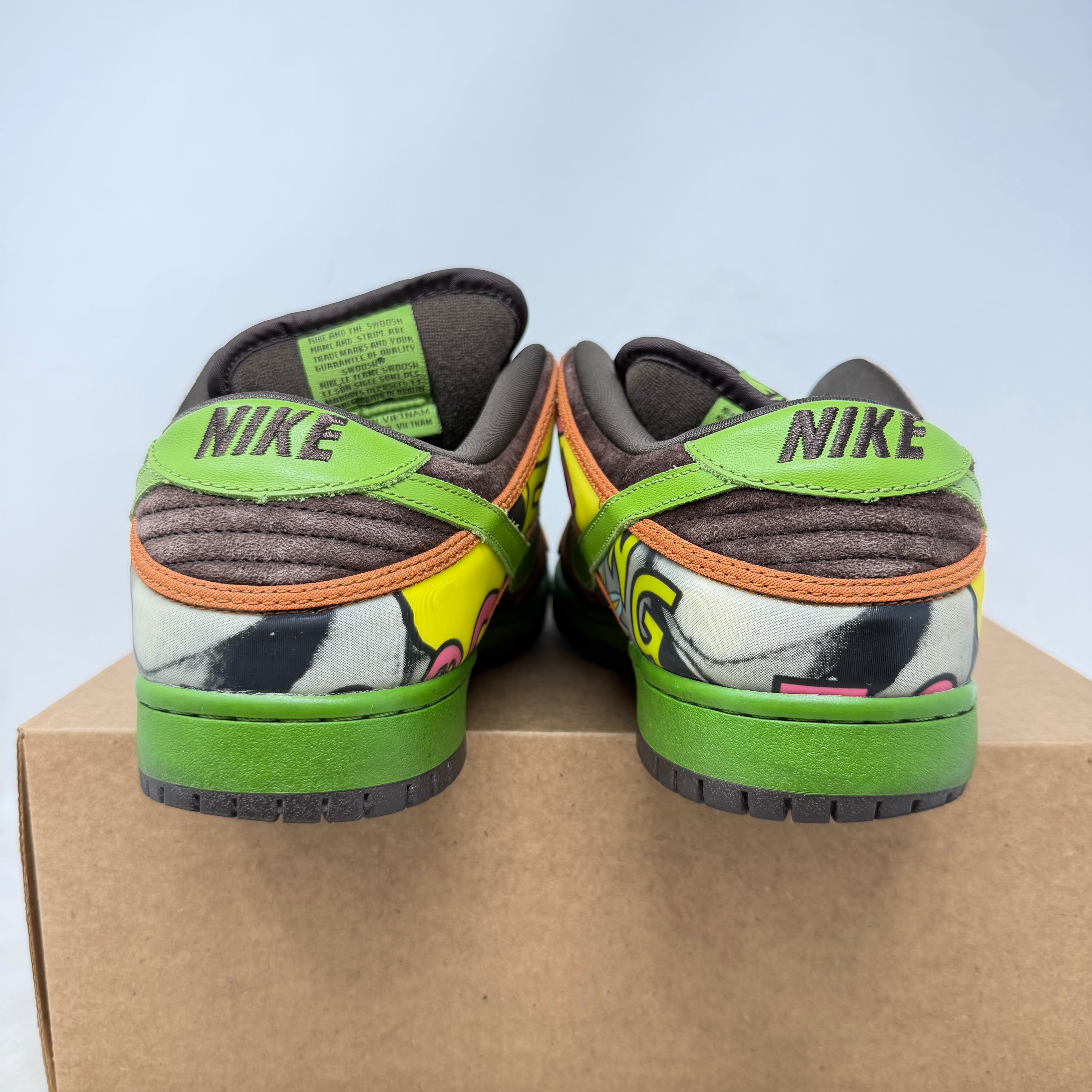 Nike SB Dunk Low De La Soul (2015)