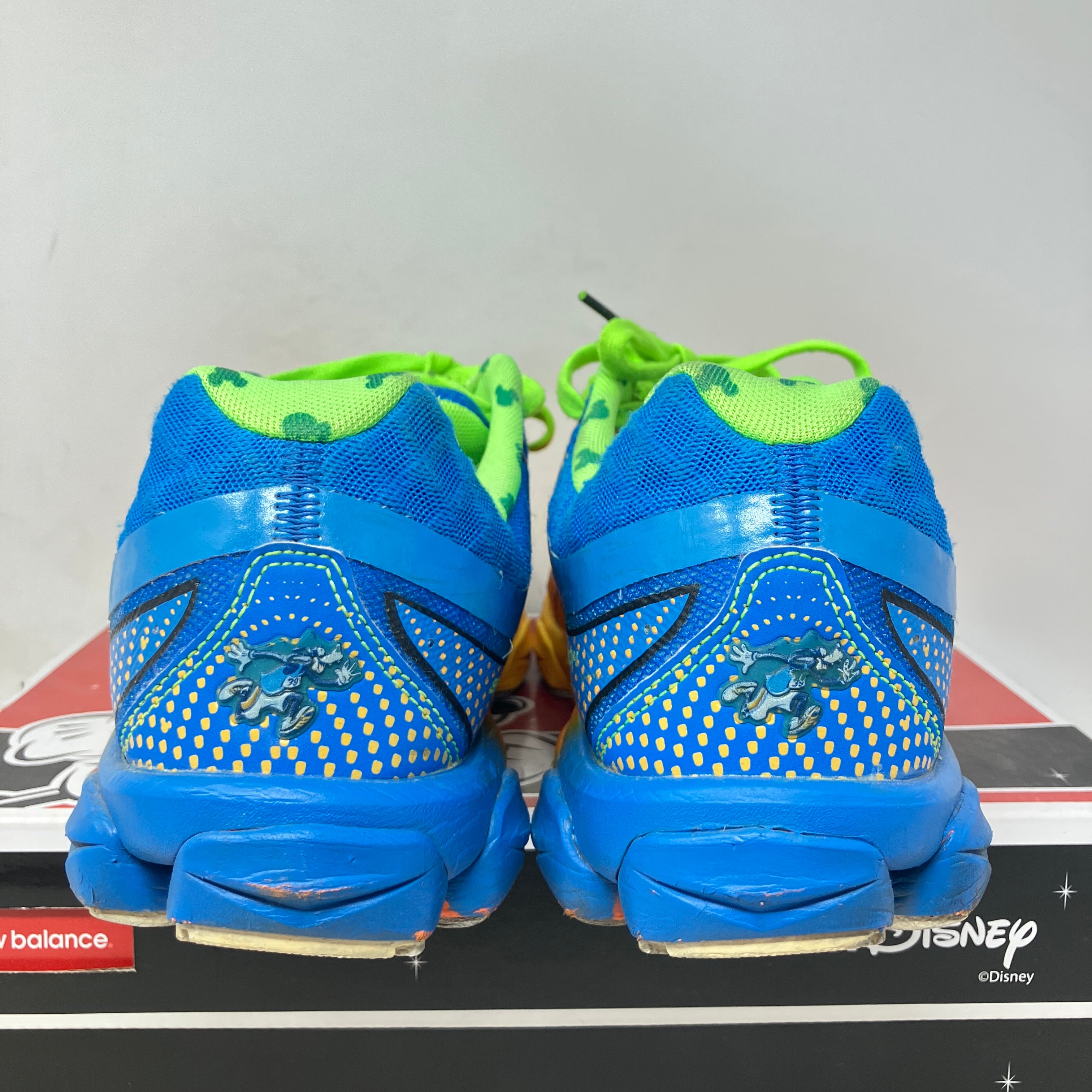 New Balance 890v4 Disney's Goofy