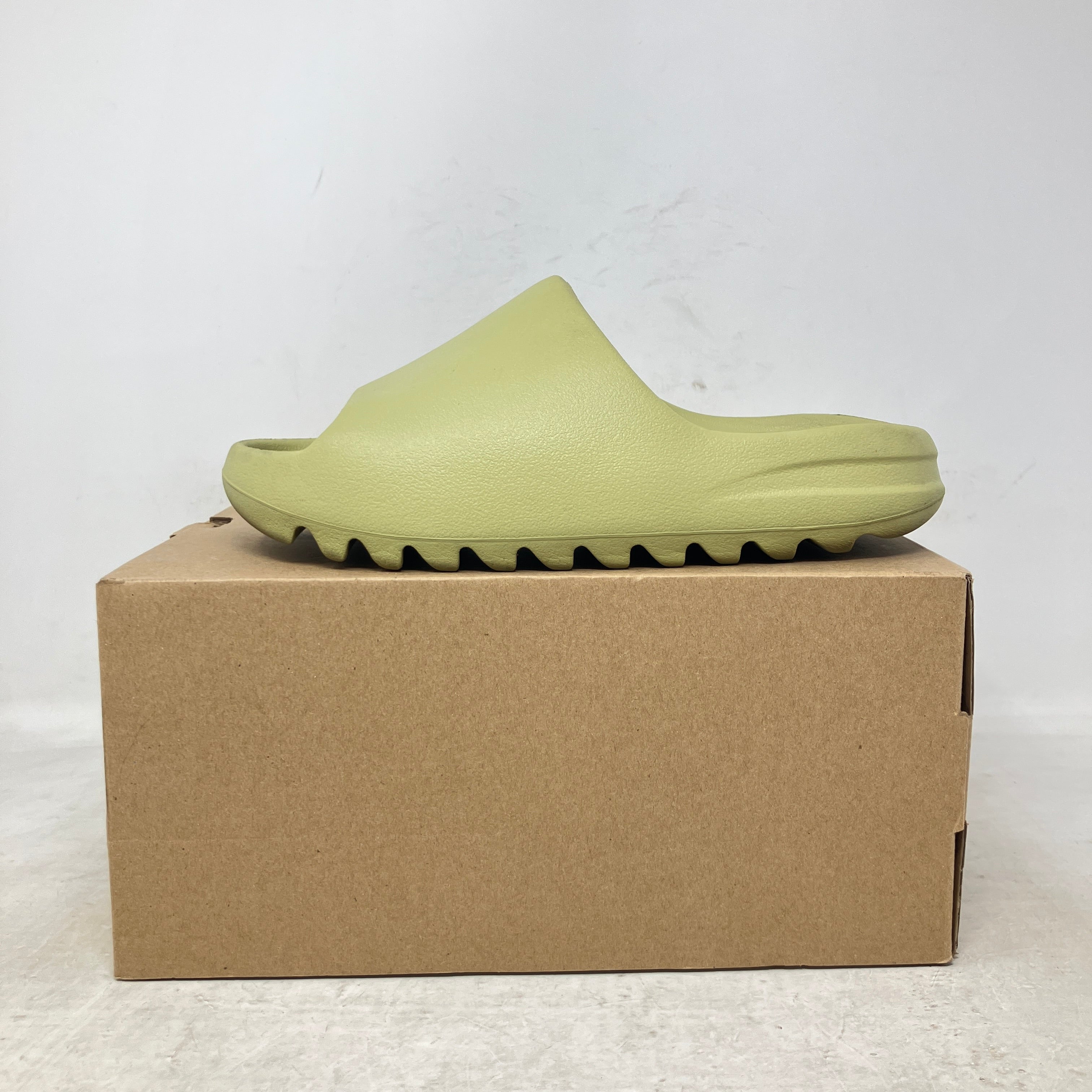 adidas Yeezy Slide Resin (2022/2024)