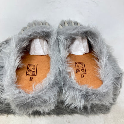 Bravest Studios Bear Claw Mule Grey