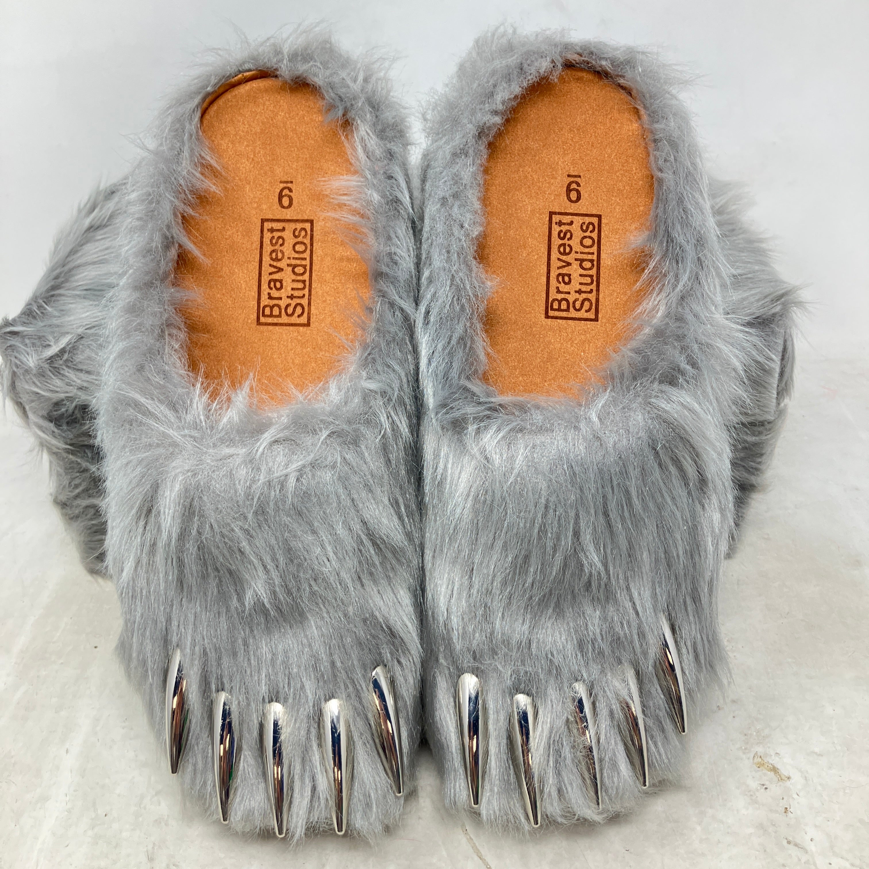 Bravest Studios Bear Claw Mule Grey