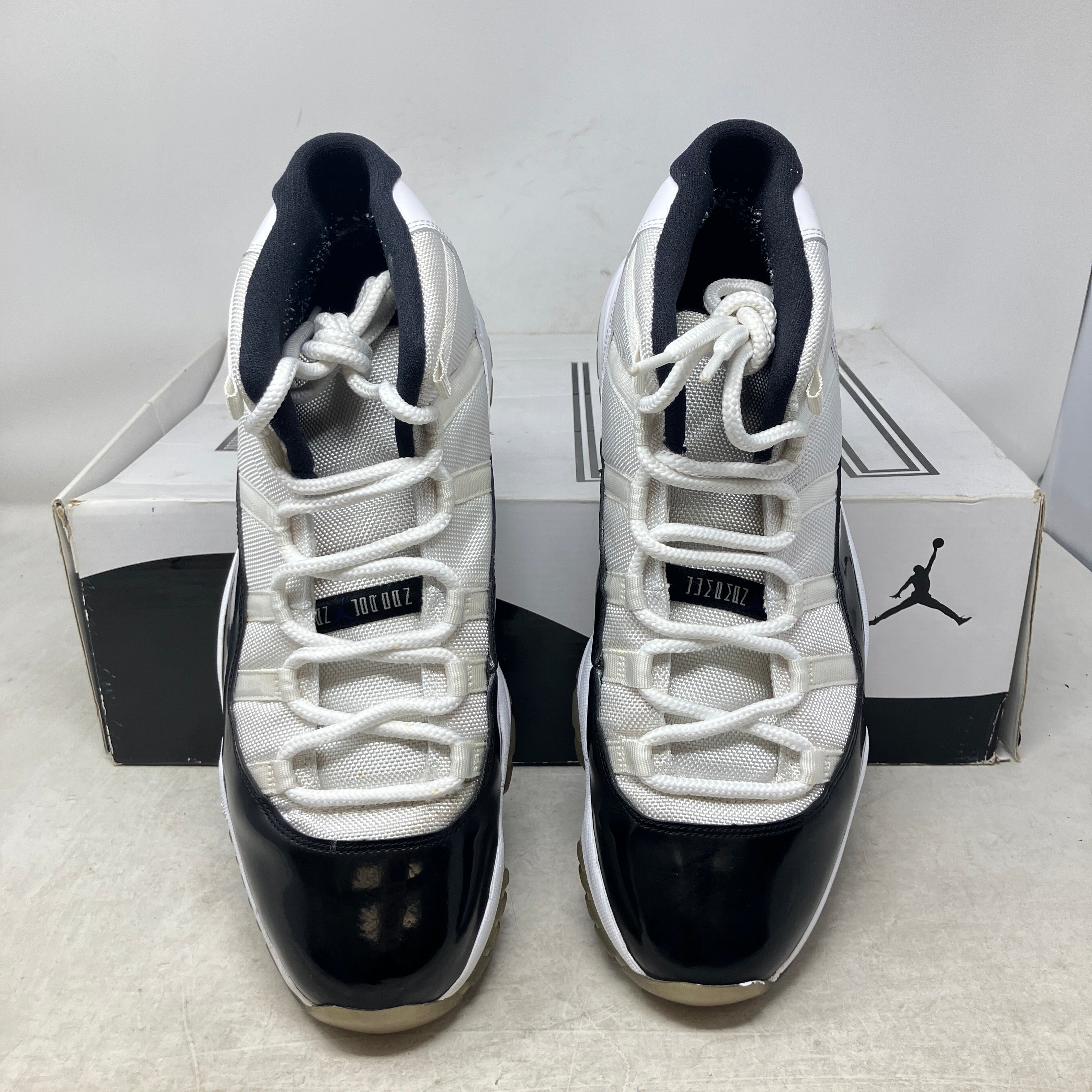 Jordan 11 Retro Concord (2011)