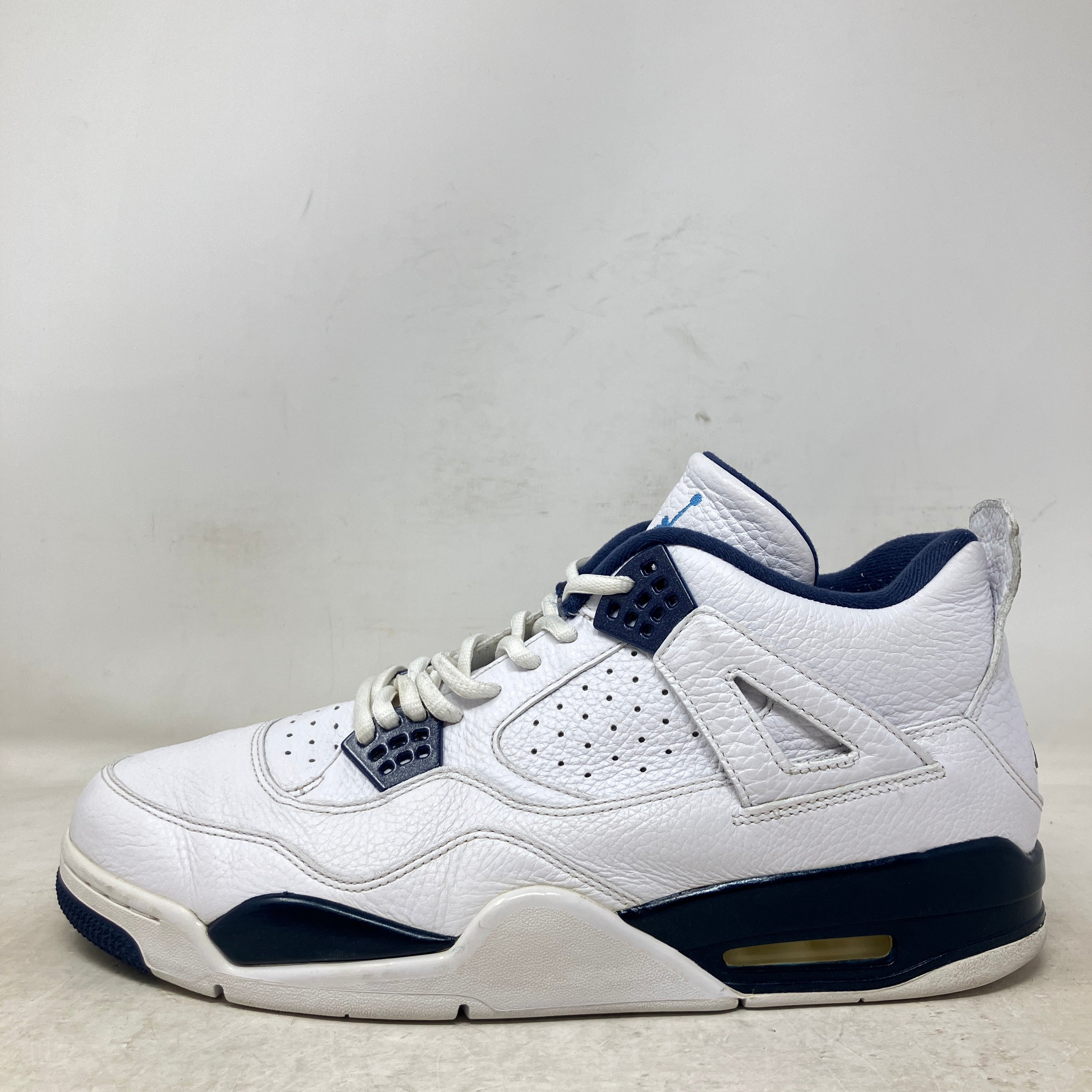Jordan 4 Retro Columbia (2015)
