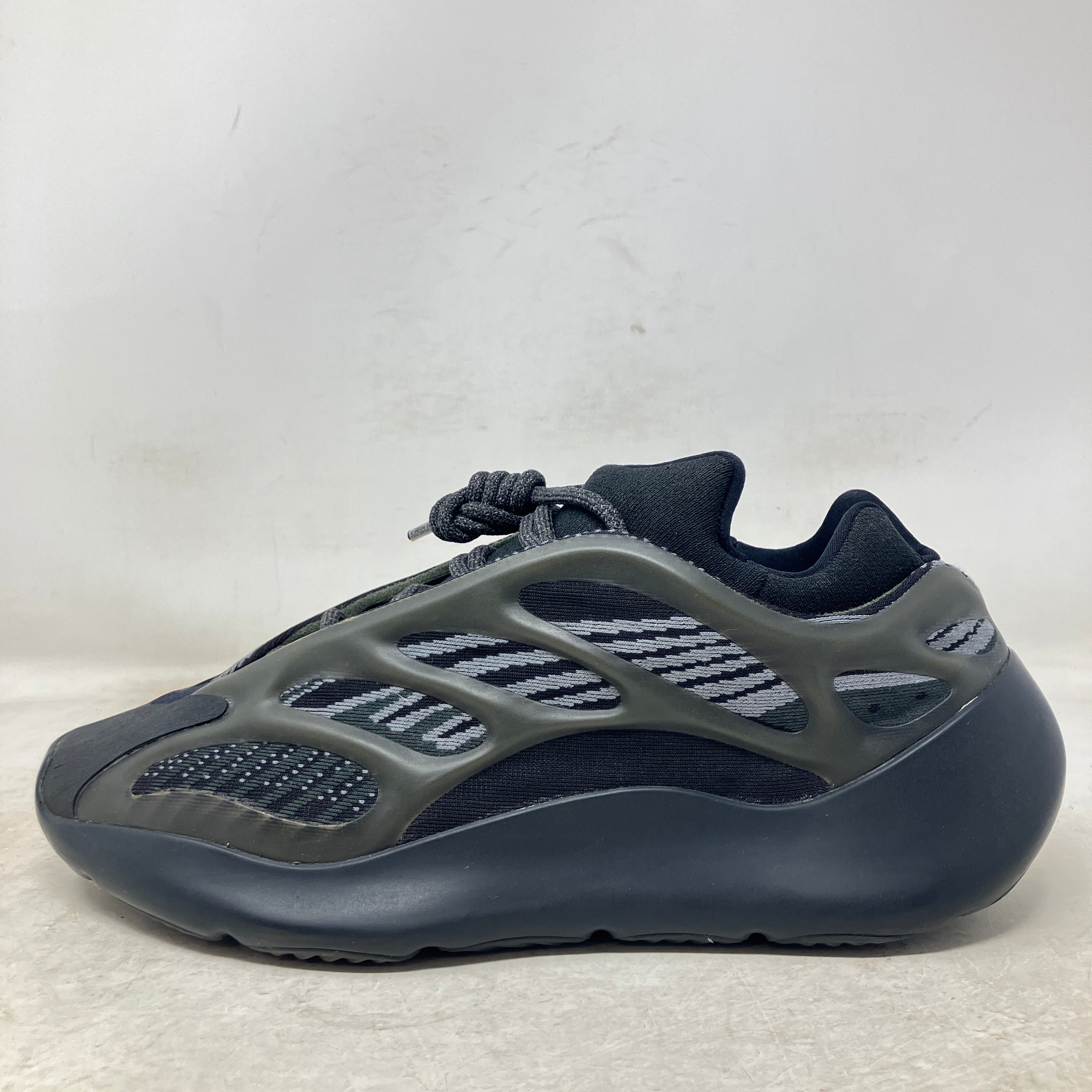 adidas Yeezy 700 V3 Alvah