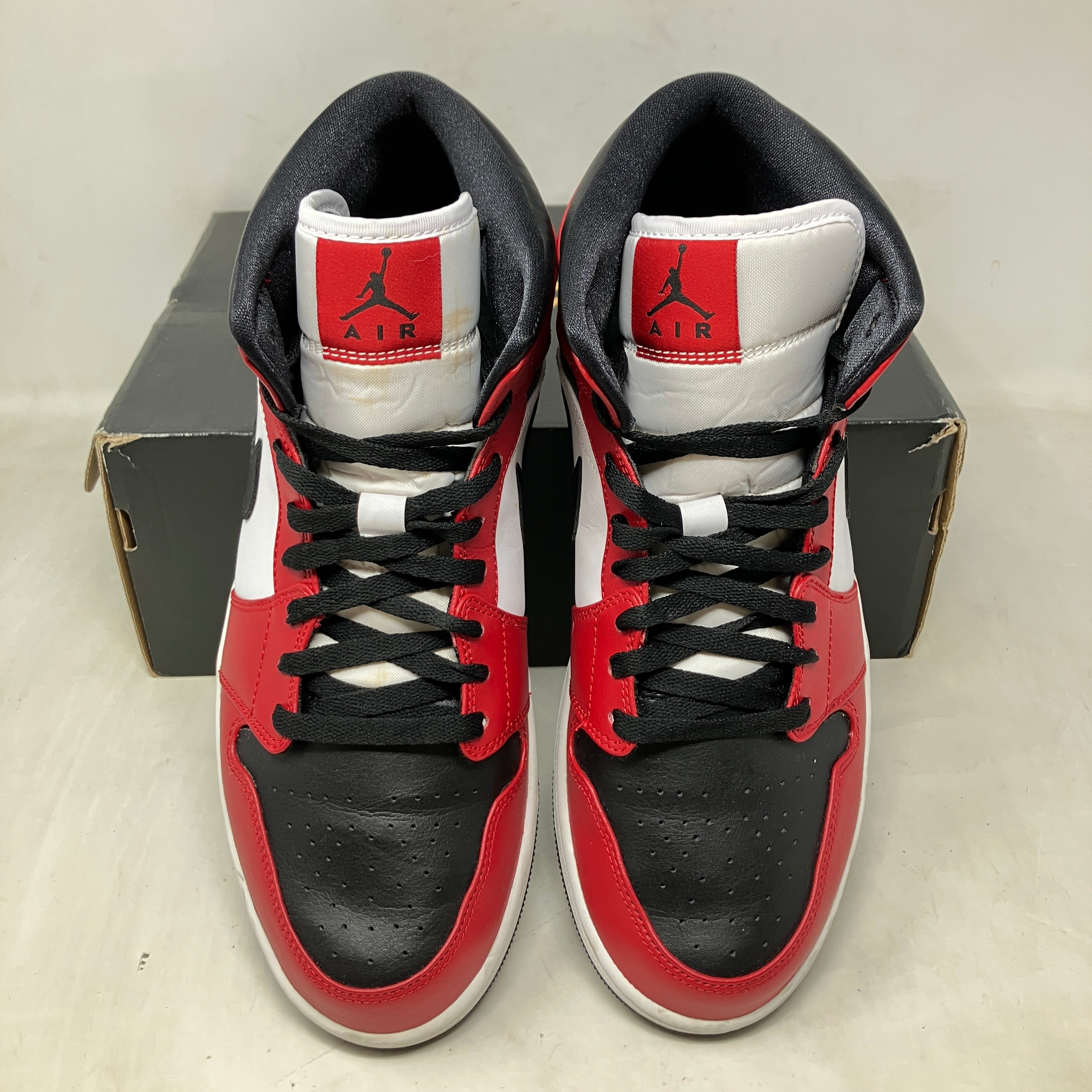 Jordan 1 Mid Chicago Toe