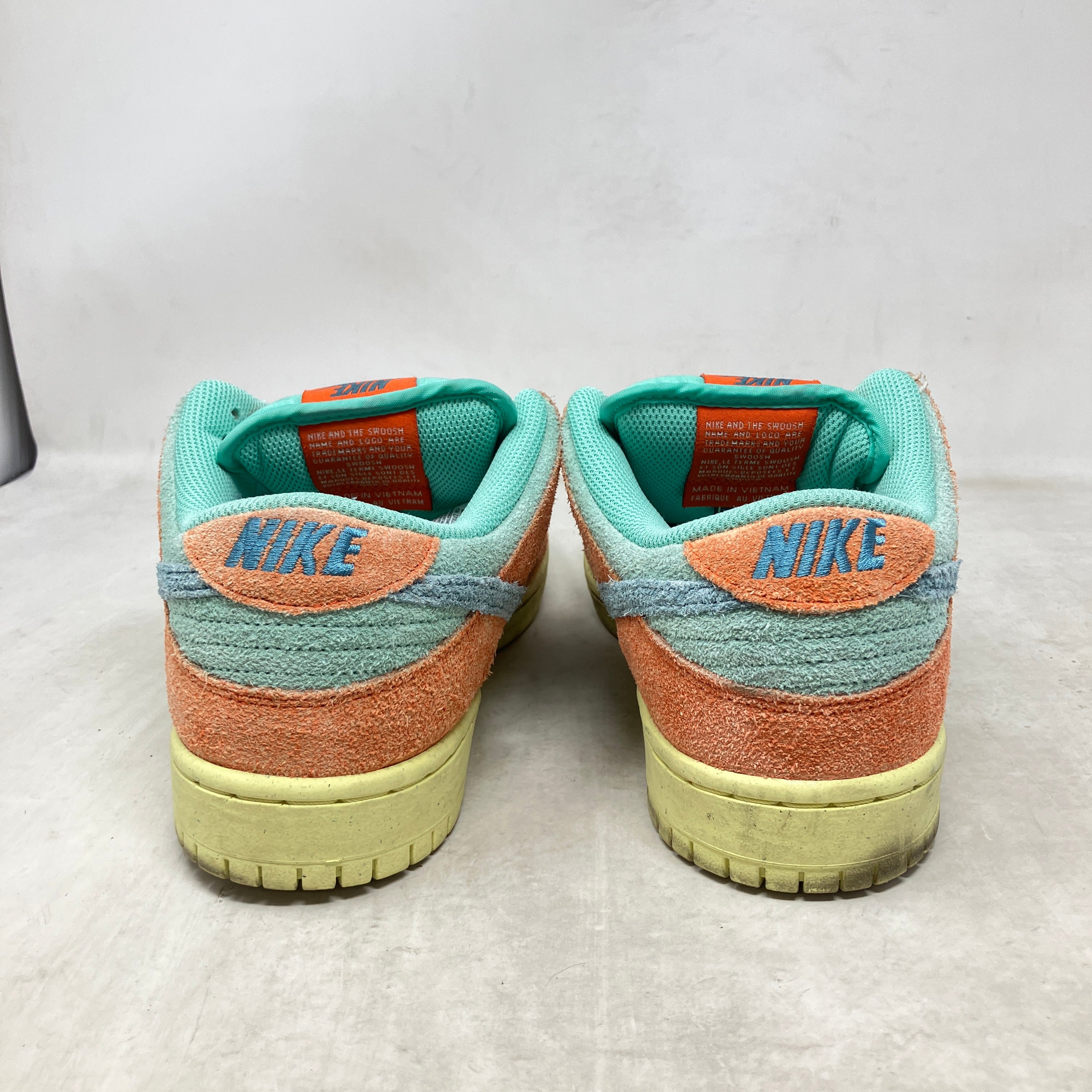 Nike SB Dunk Low Orange Emerald Rise