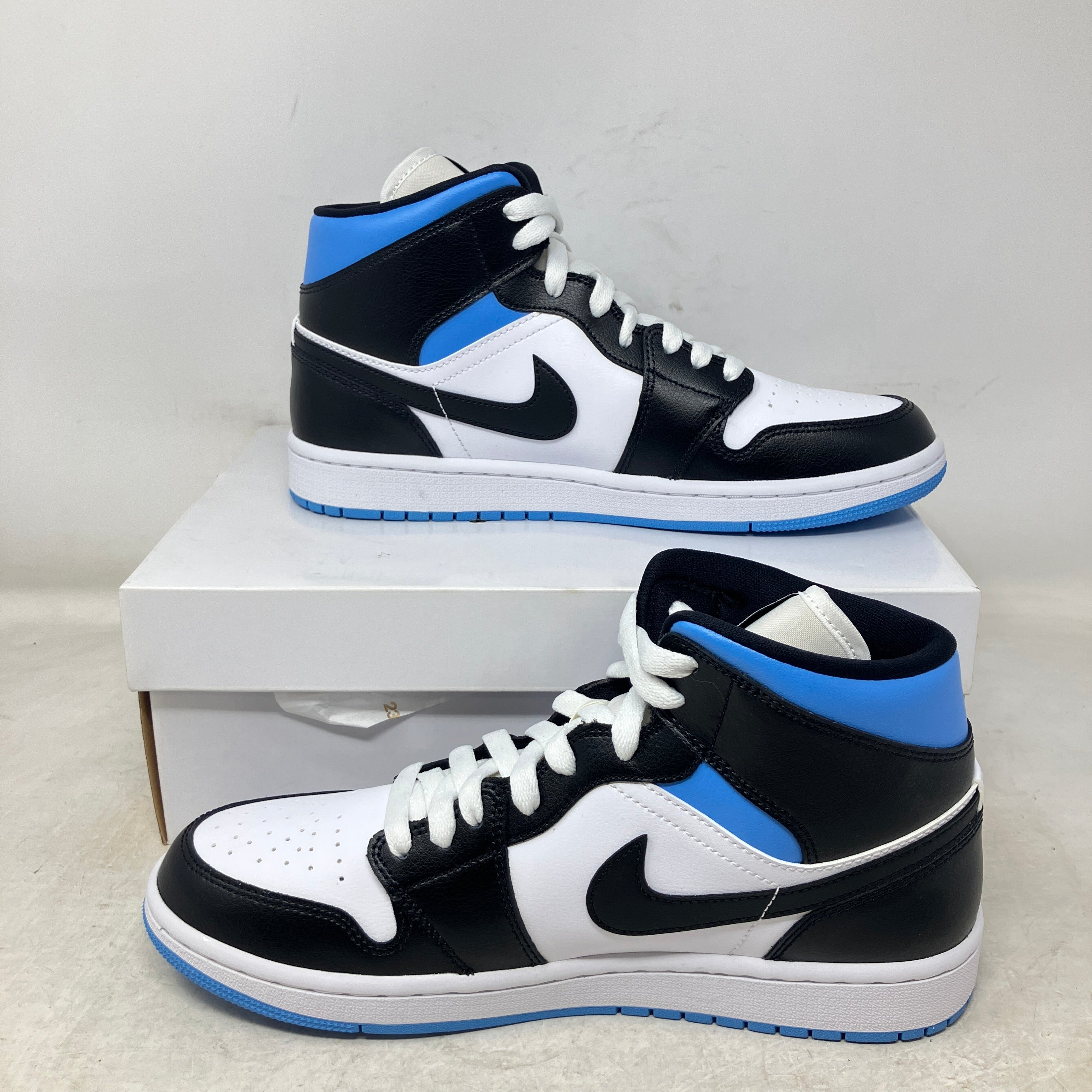 Jordan 1 Mid University Blue (Women's)