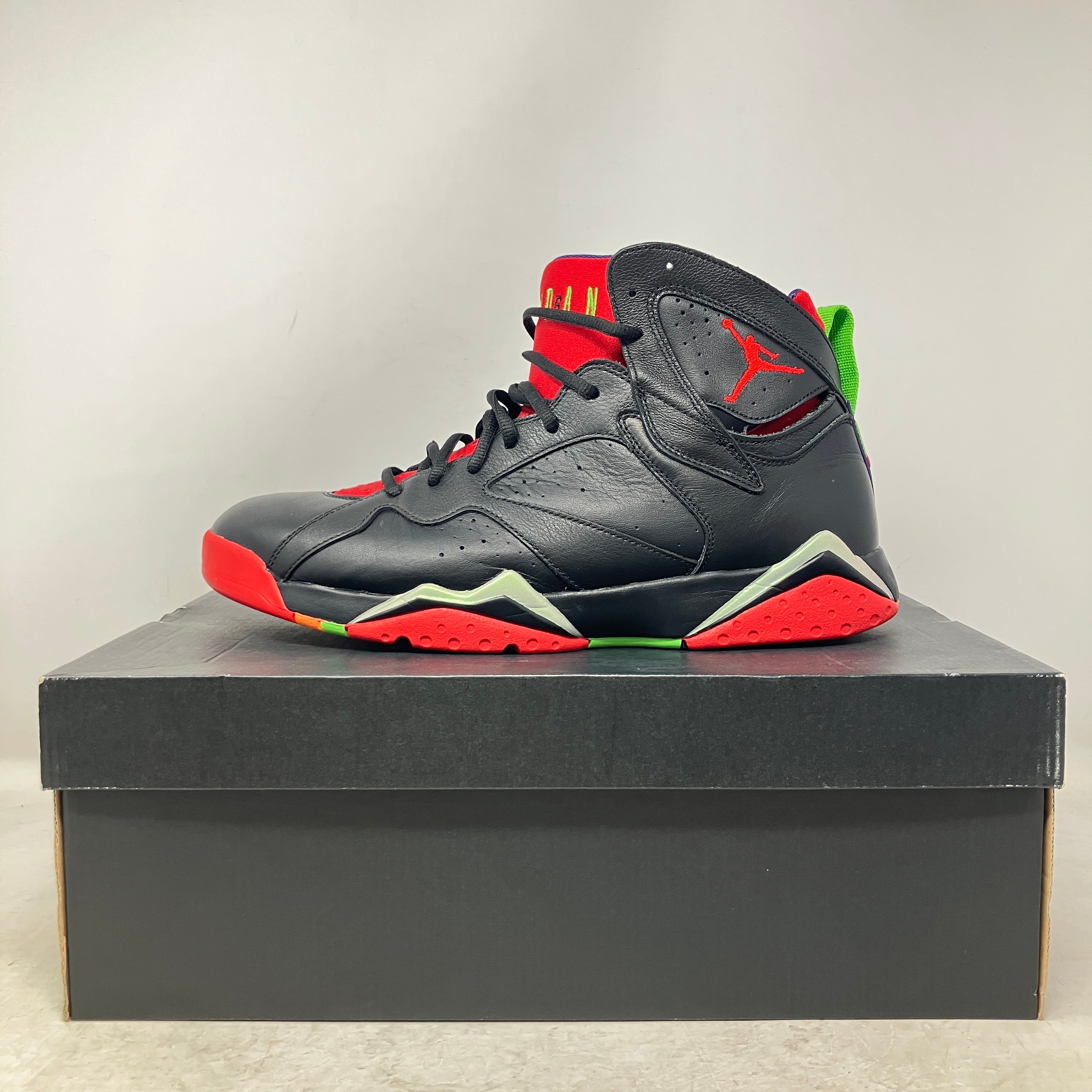 Jordan 7 Retro Marvin the Martian