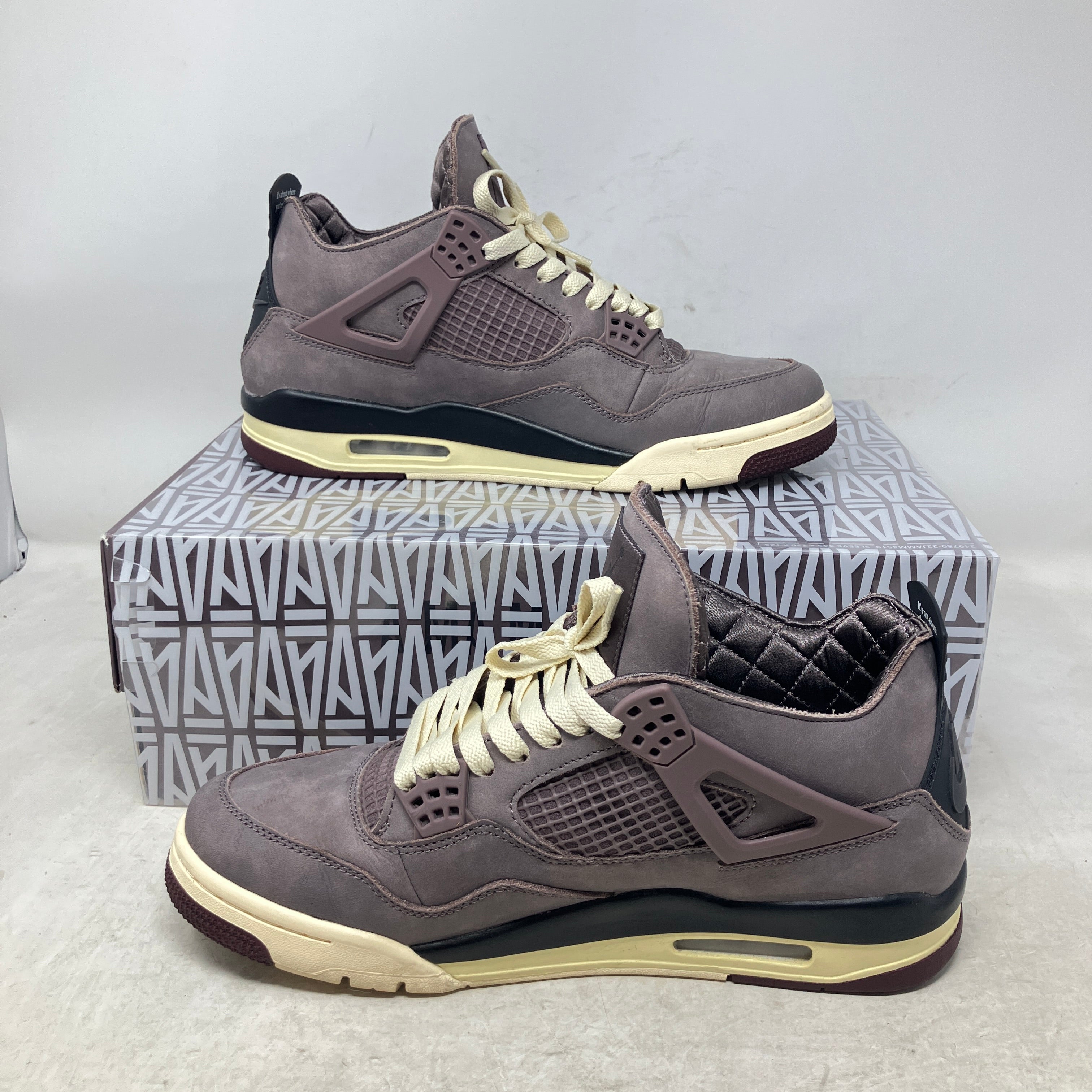 Jordan 4 Retro SP A Ma Maniére Violet Ore
