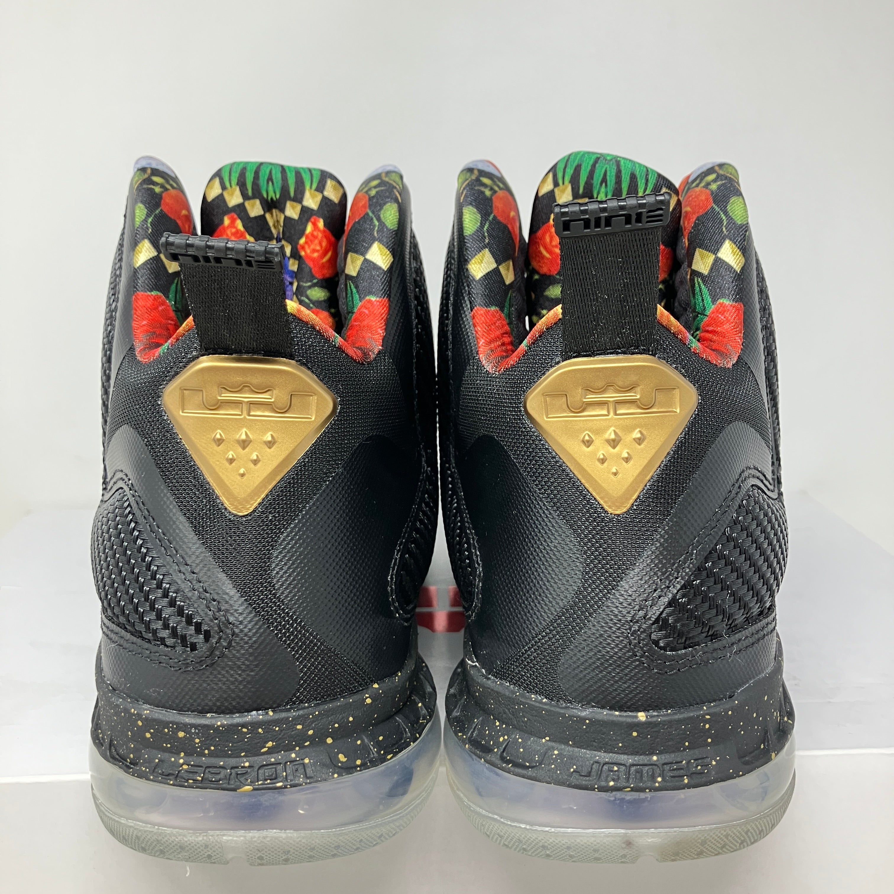 Nike LeBron 9 Watch the Throne (2022)