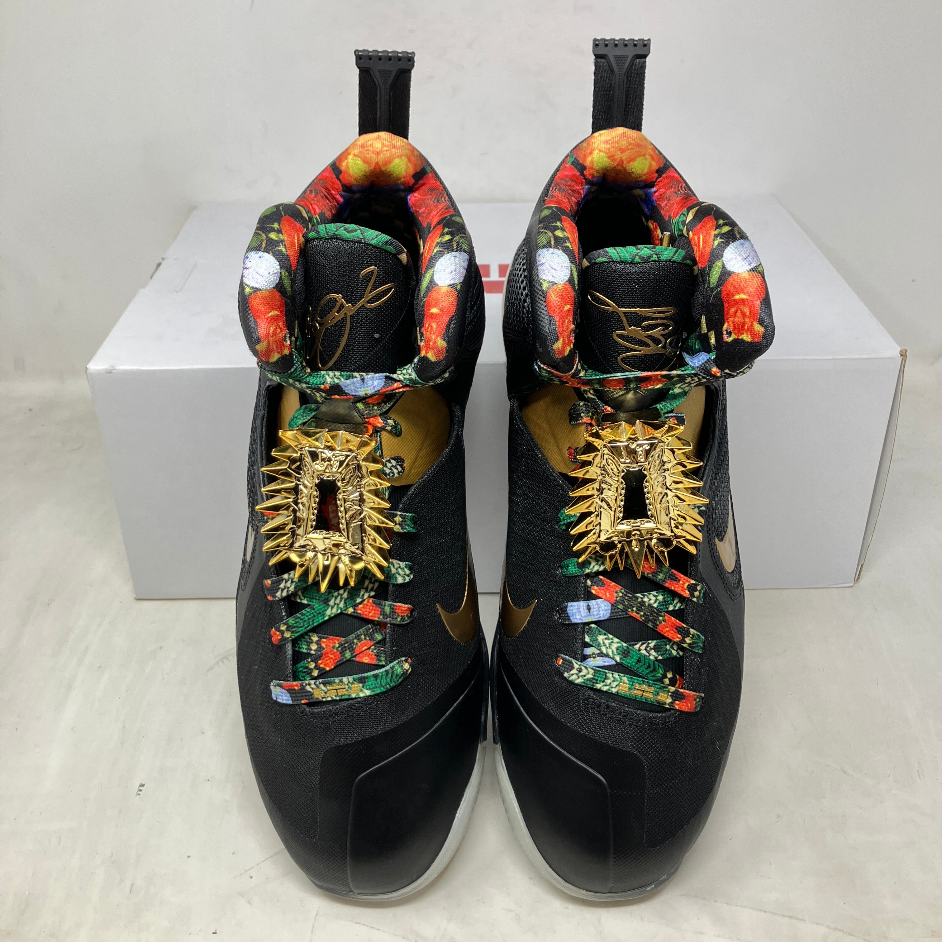 Nike LeBron 9 Watch the Throne (2022)