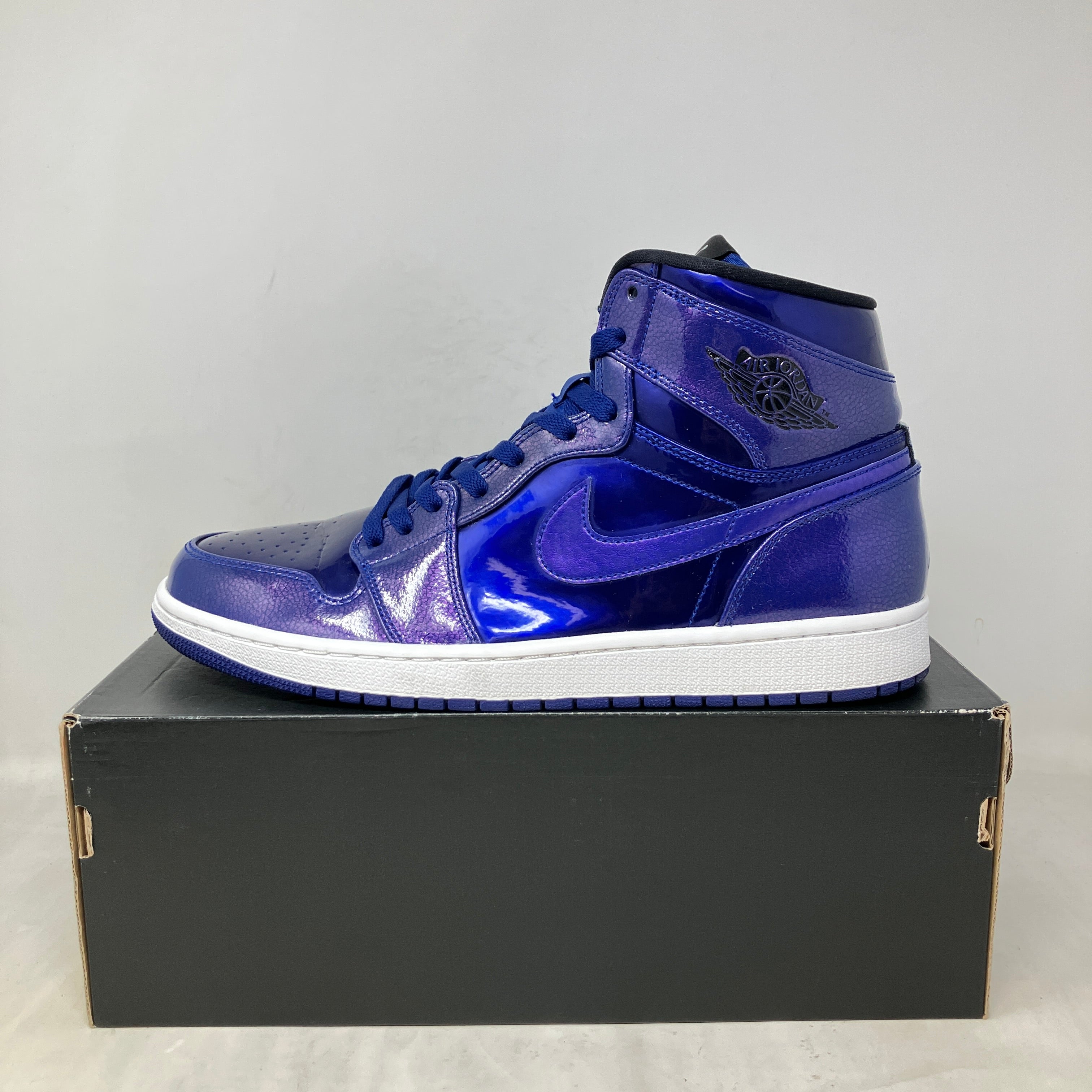 Jordan 1 Retro Deep Royal
