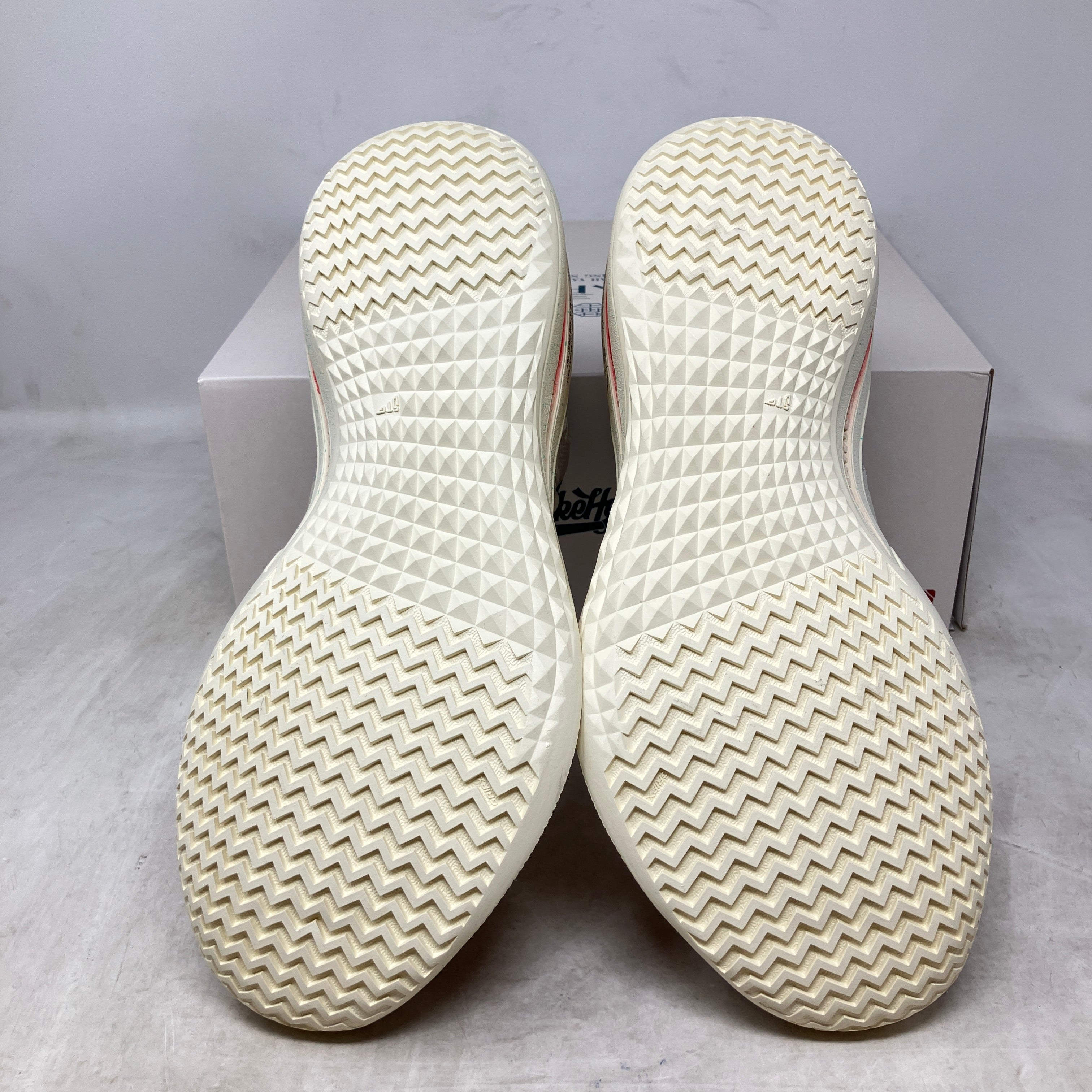 Wah Yan Ching Nin x Anta Attack 1.0 White