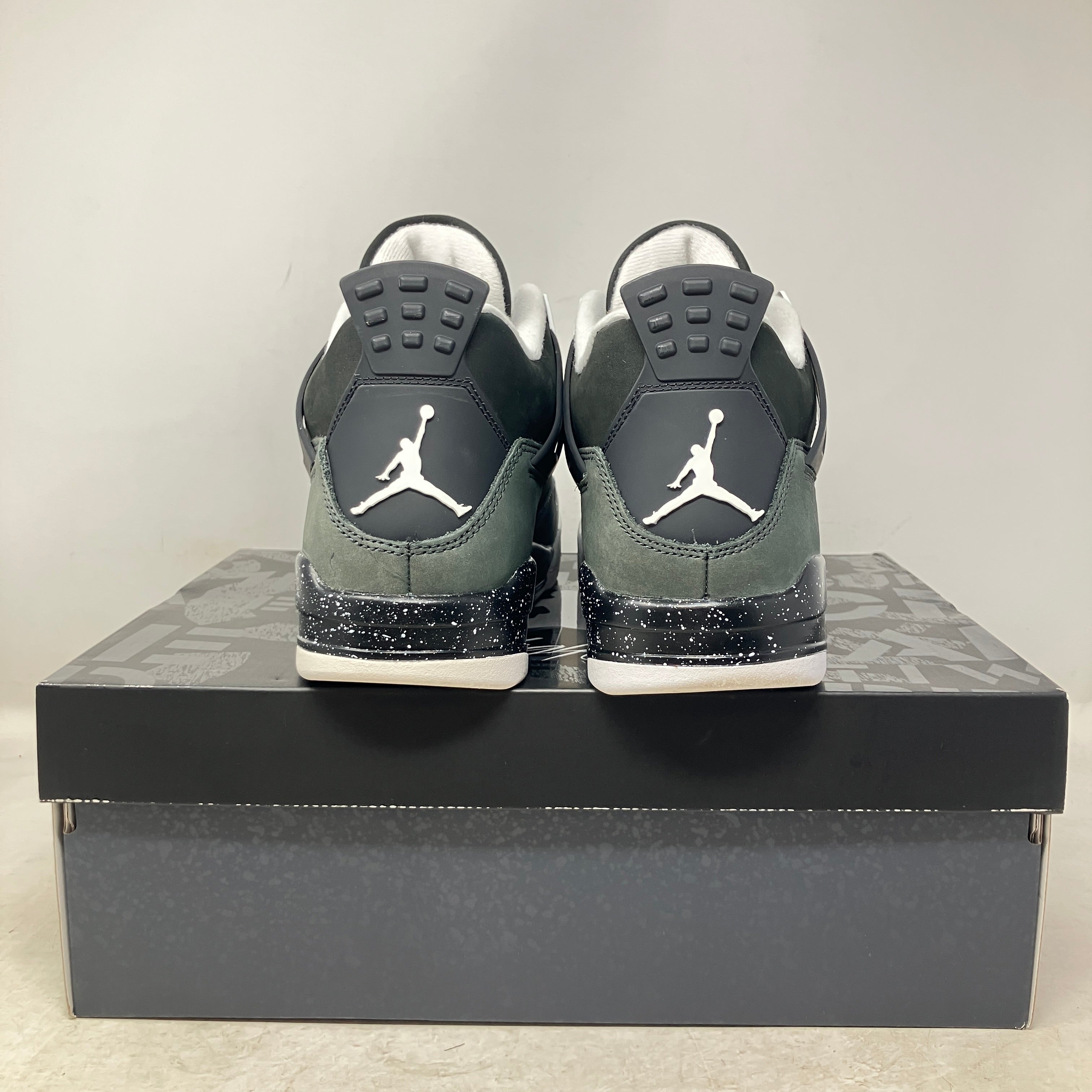 Jordan 4 Retro Fear (2024)