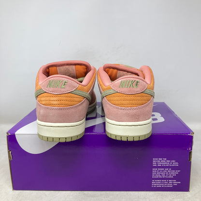 Nike SB Dunk Low Red Stardust