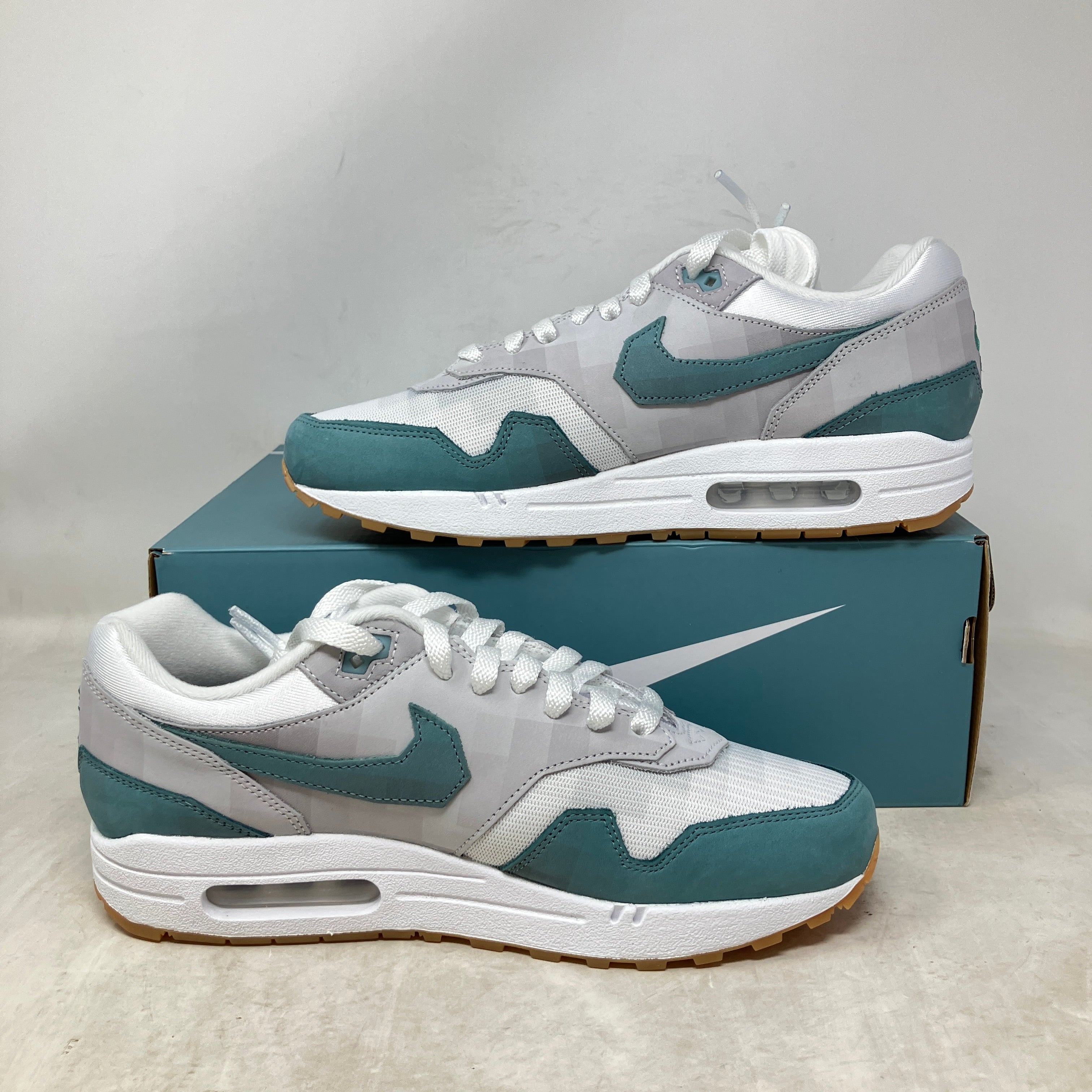 Nike Air Max 1 .SWOOSH Low Poly Adventure