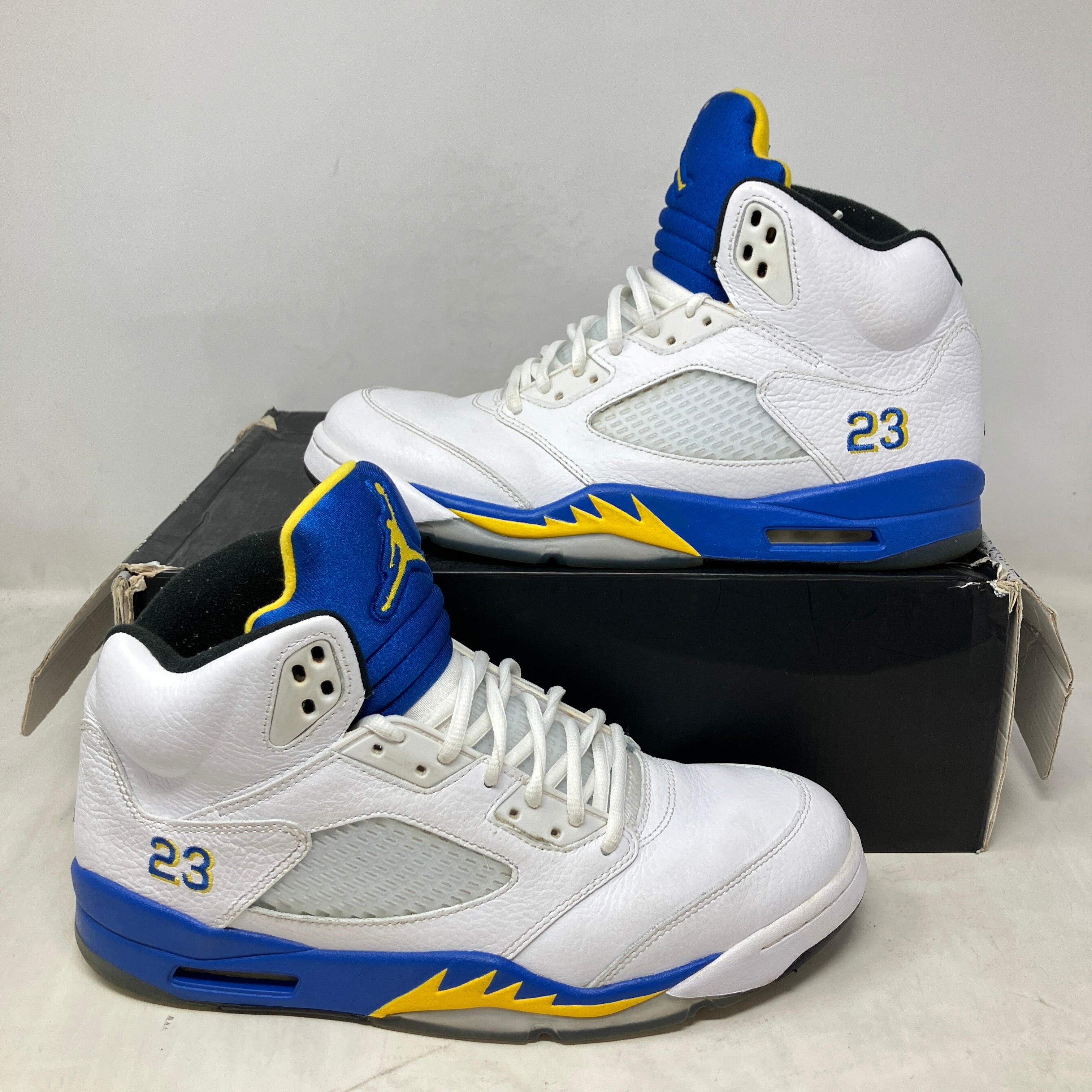 Jordan 5 Retro Laney (2013)
