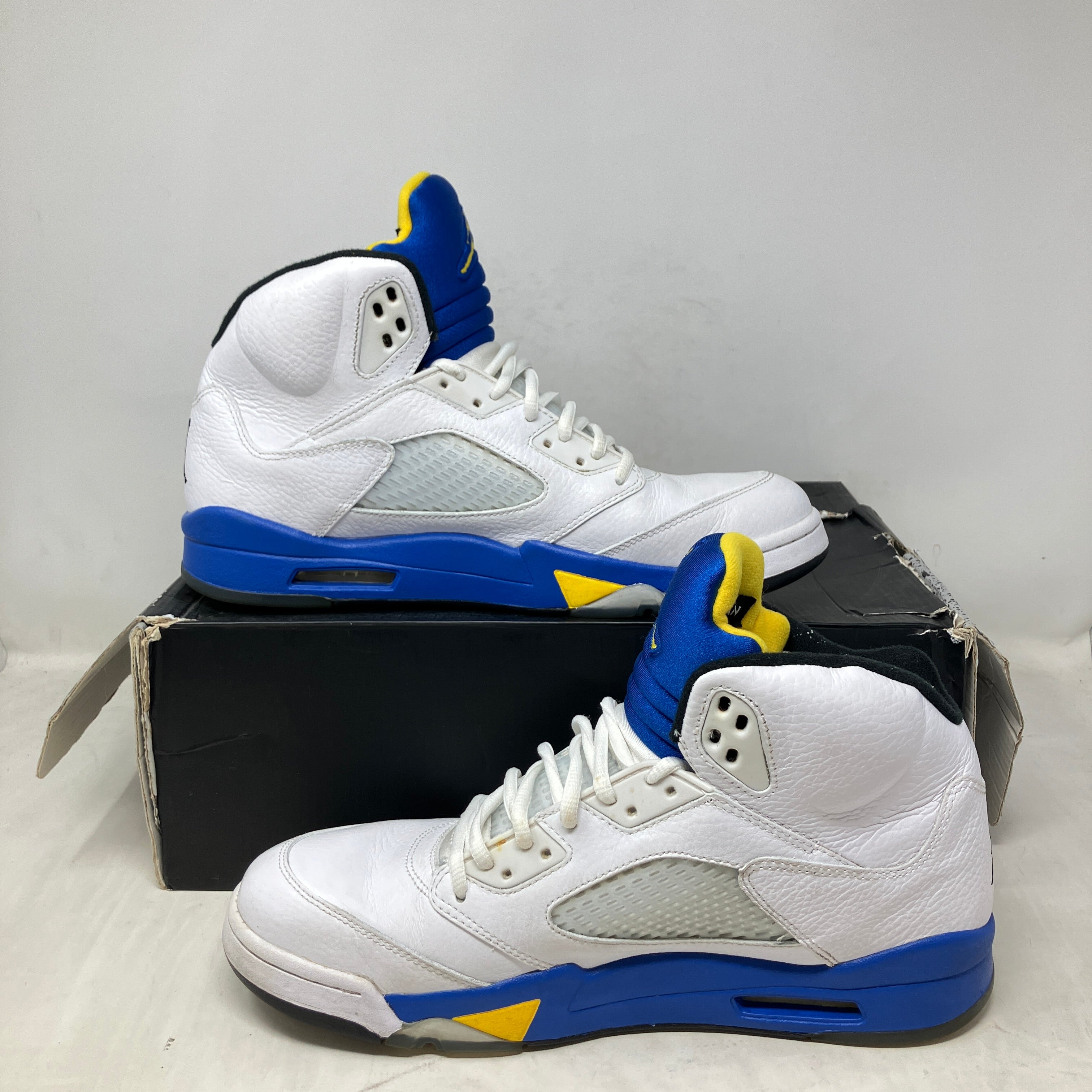 Jordan 5 Retro Laney (2013)