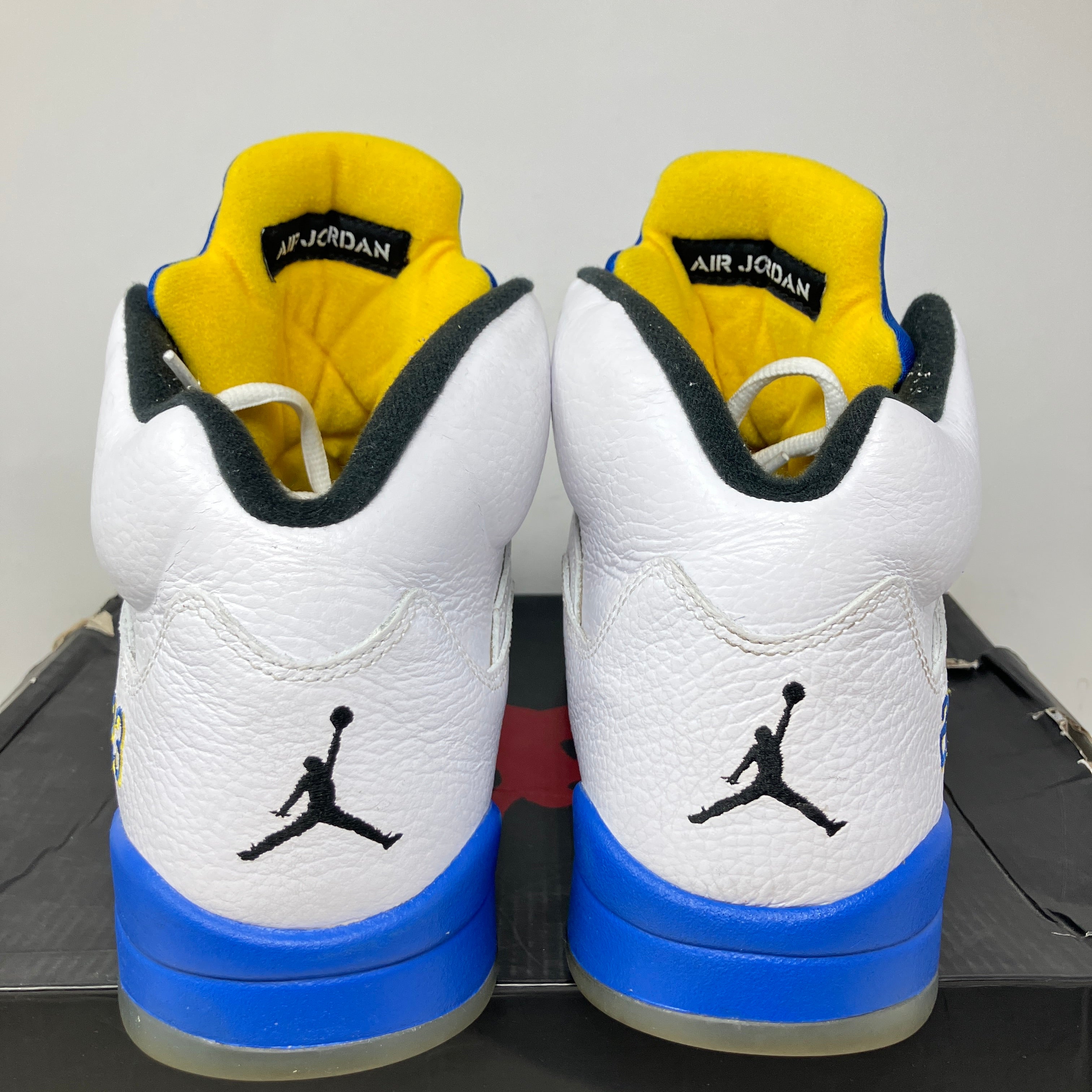 Jordan 5 Retro Laney (2013)