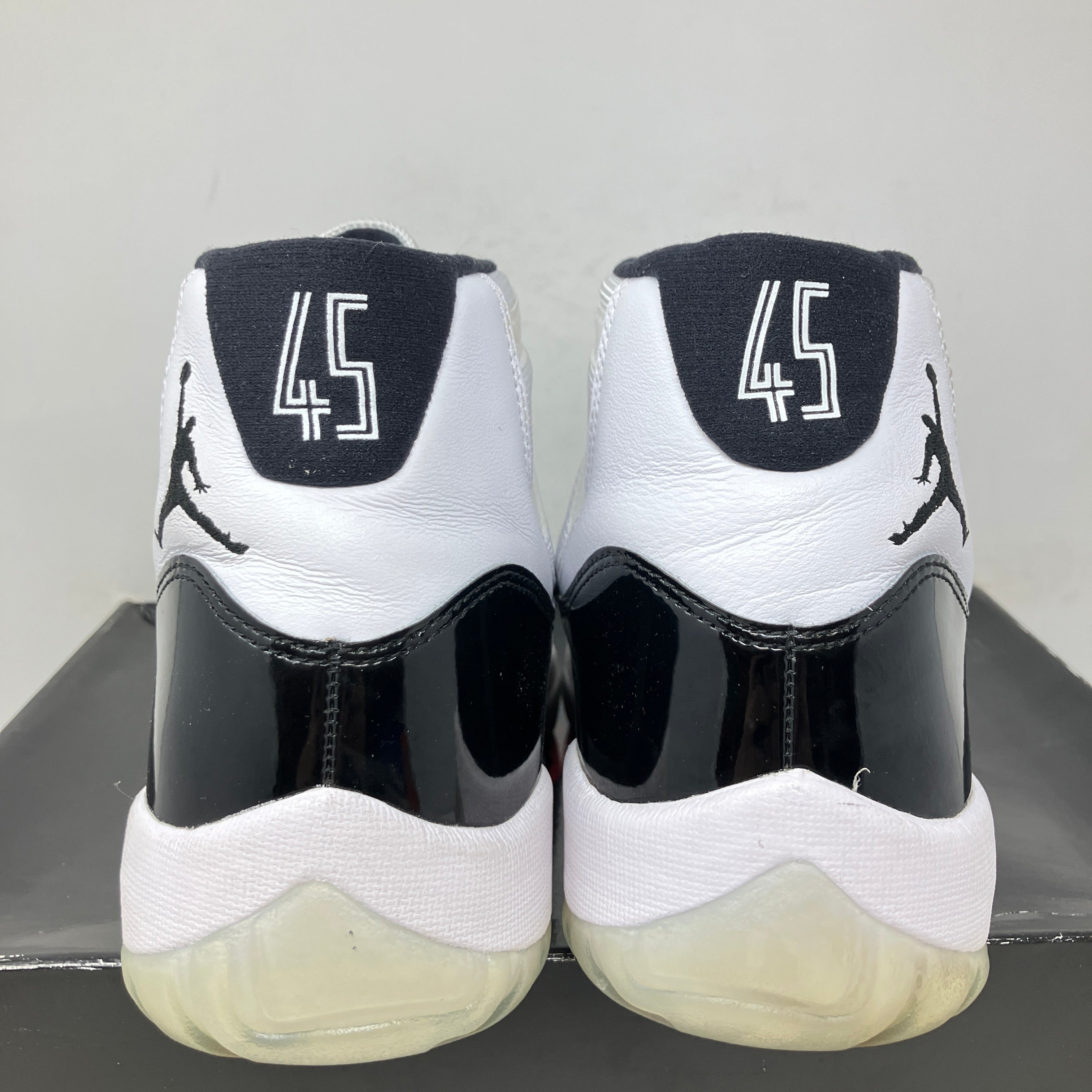 Jordan 11 Retro Concord (2018)