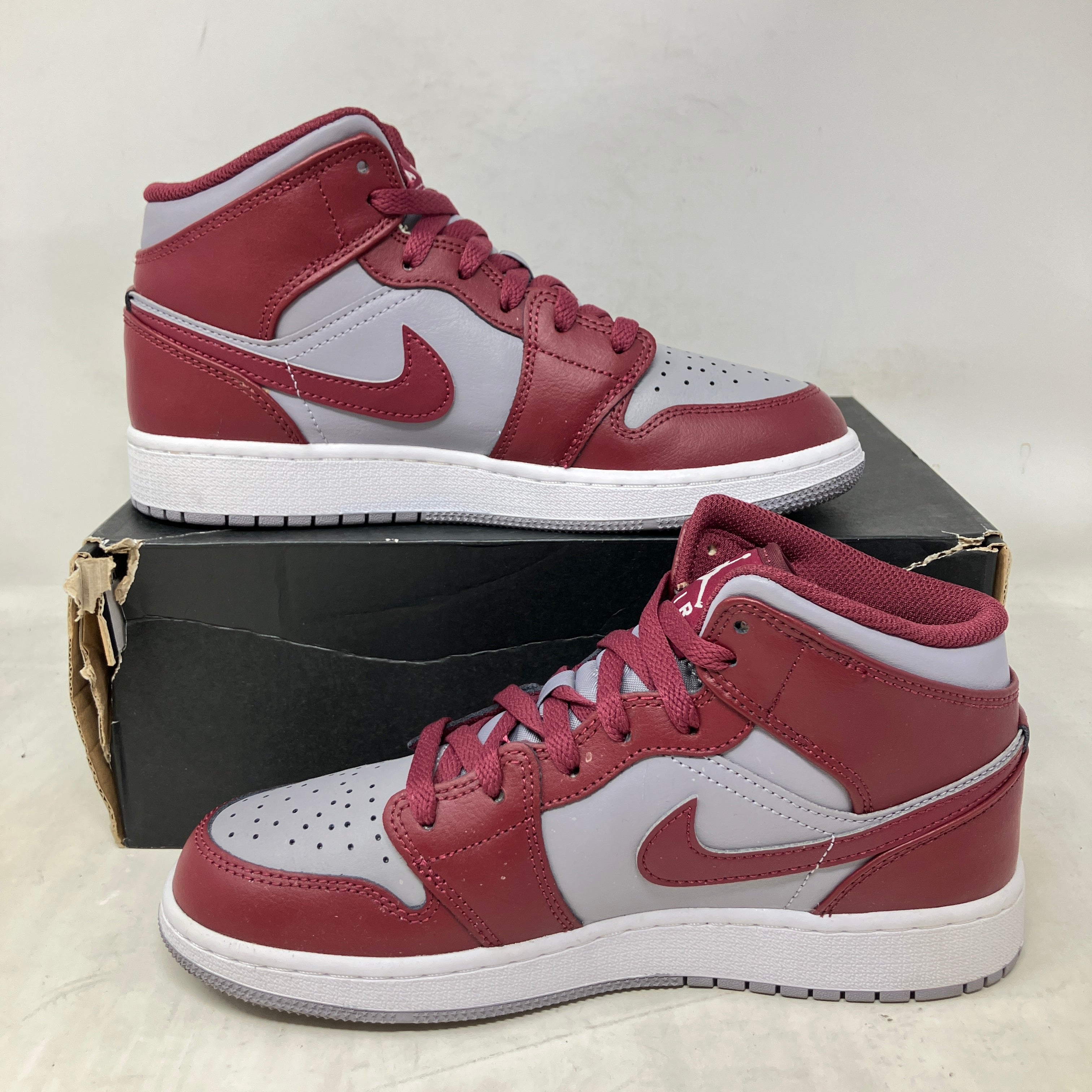 Jordan 1 Mid Cherrywood Red (GS)