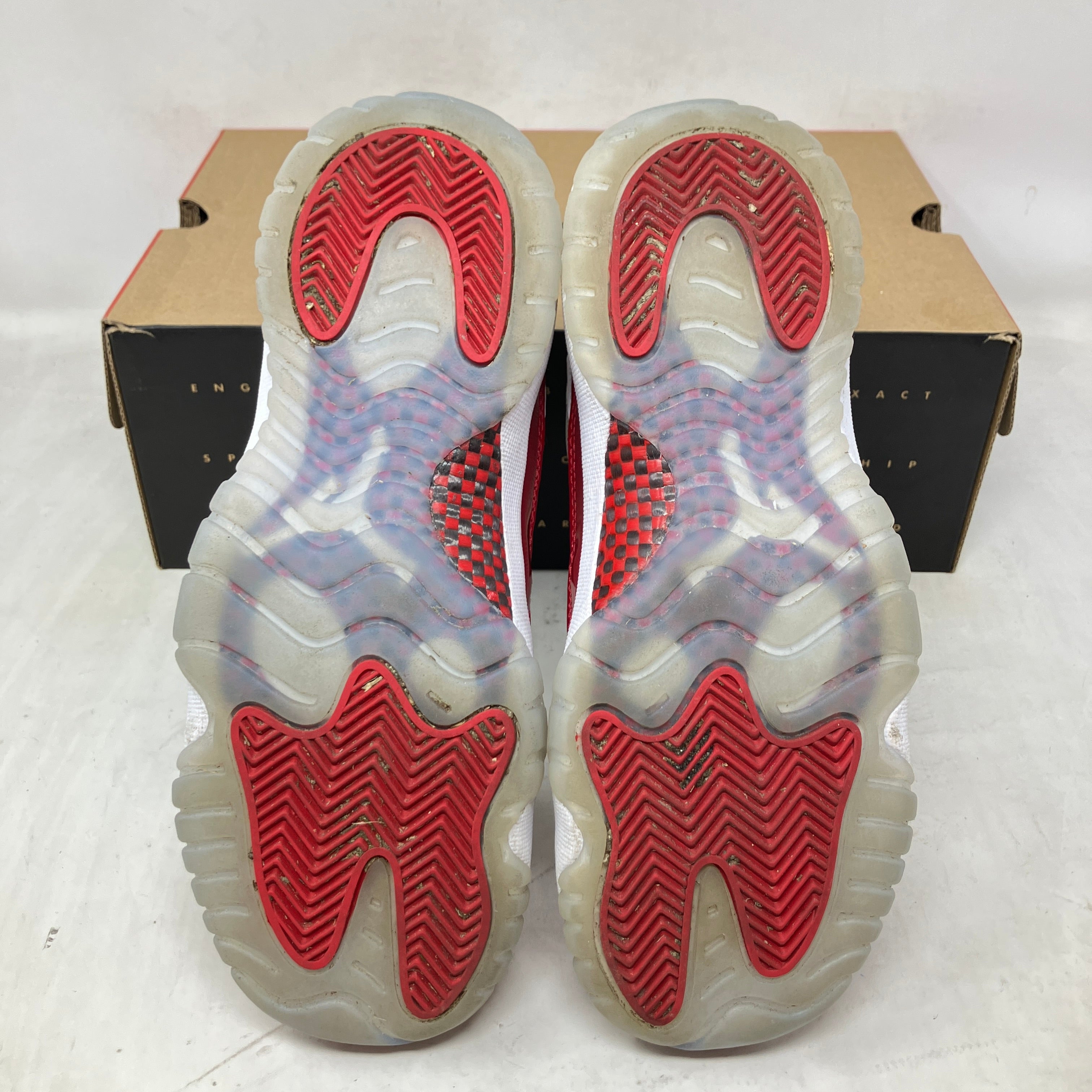 Jordan 11 Retro Cherry (2022) (GS)