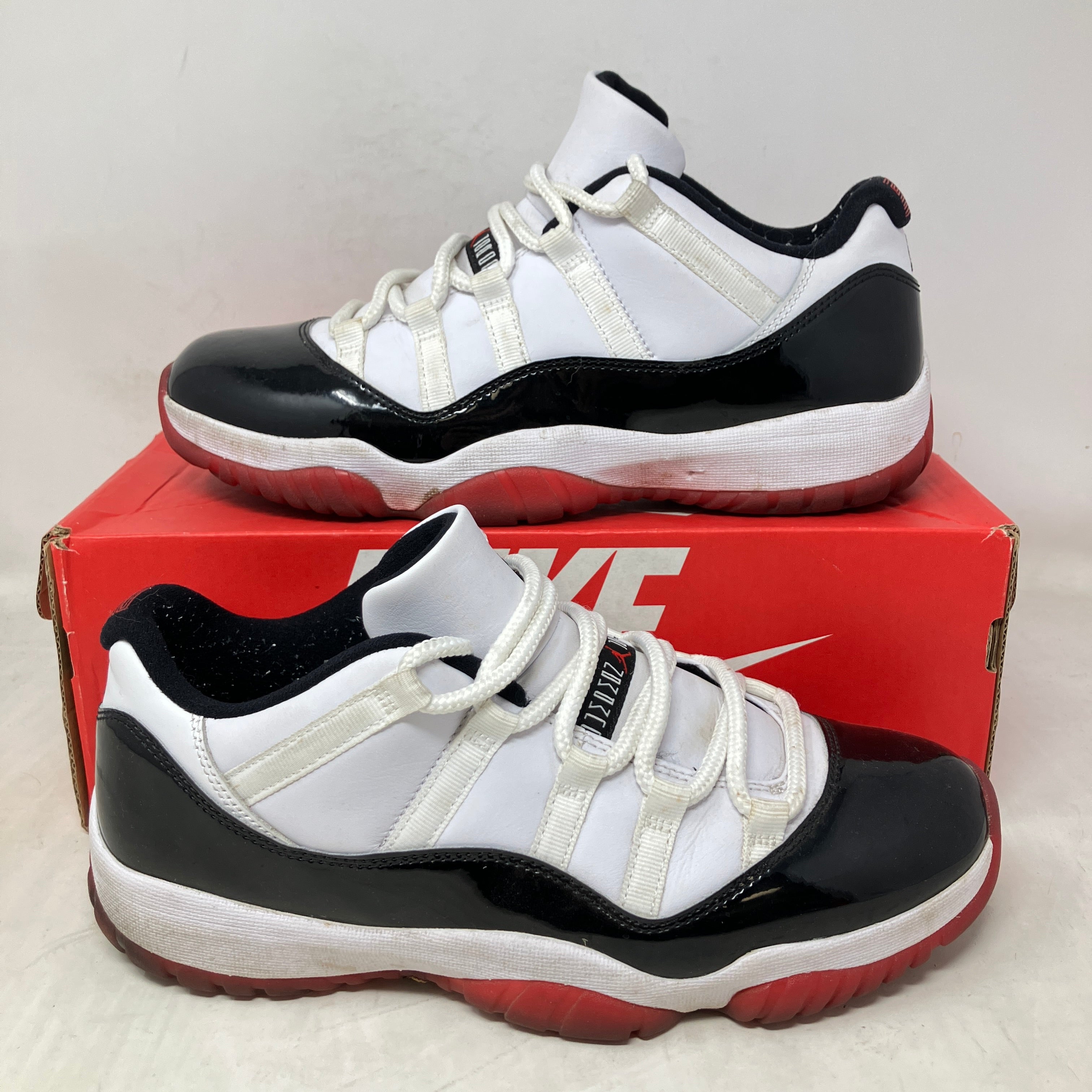 Jordan 11 Retro Low Concord Bred