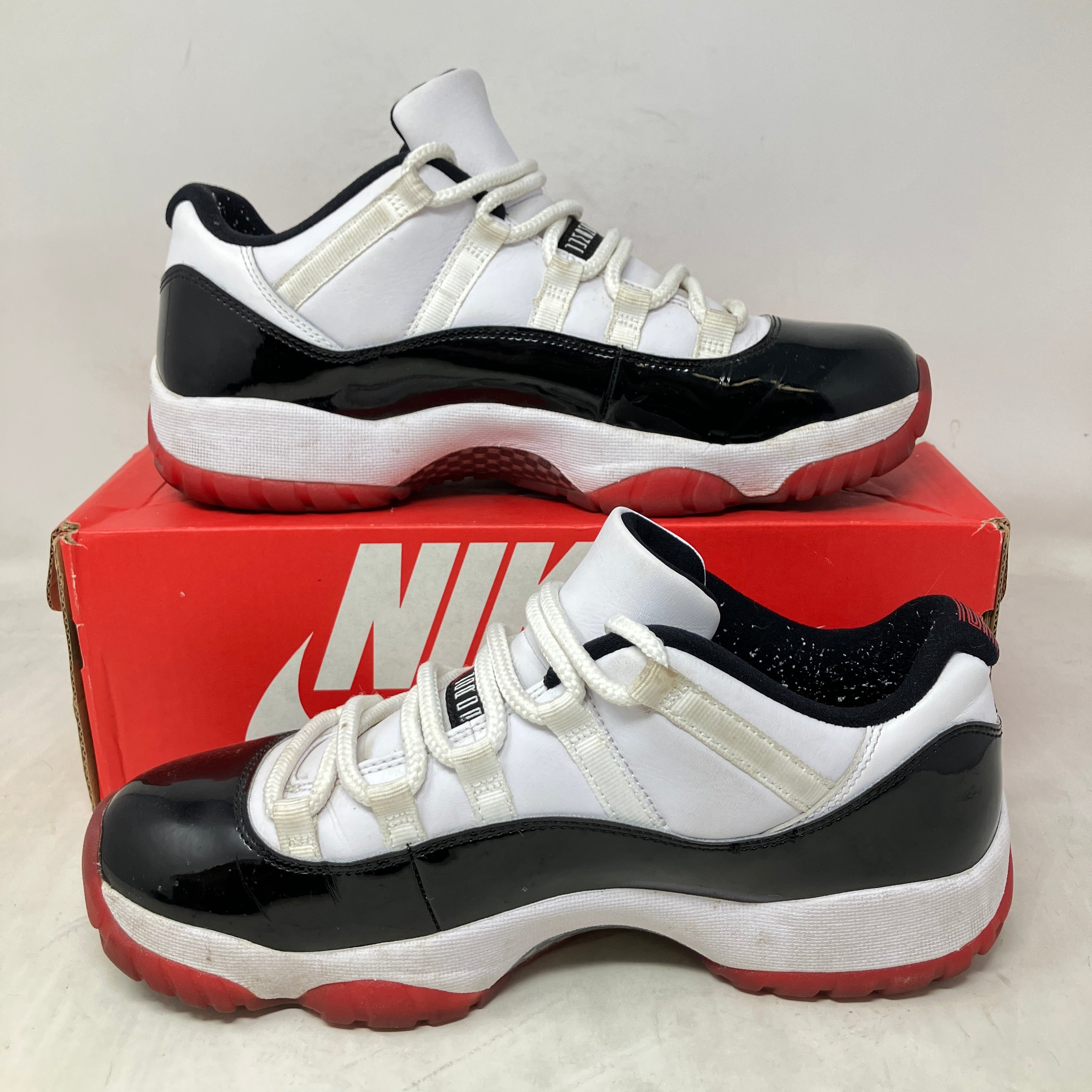 Jordan 11 Retro Low Concord Bred