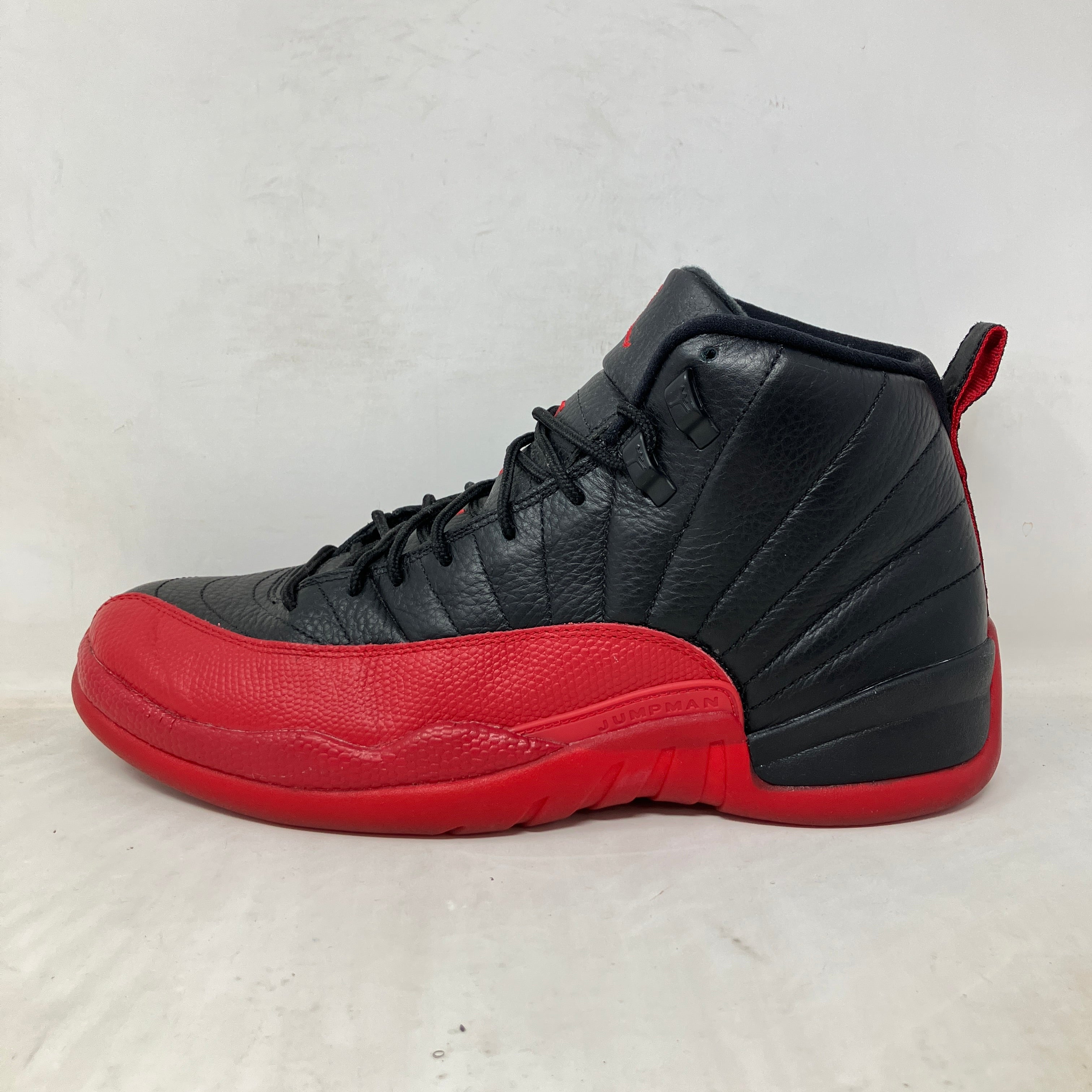 Jordan 12 Retro Flu Game (2016)