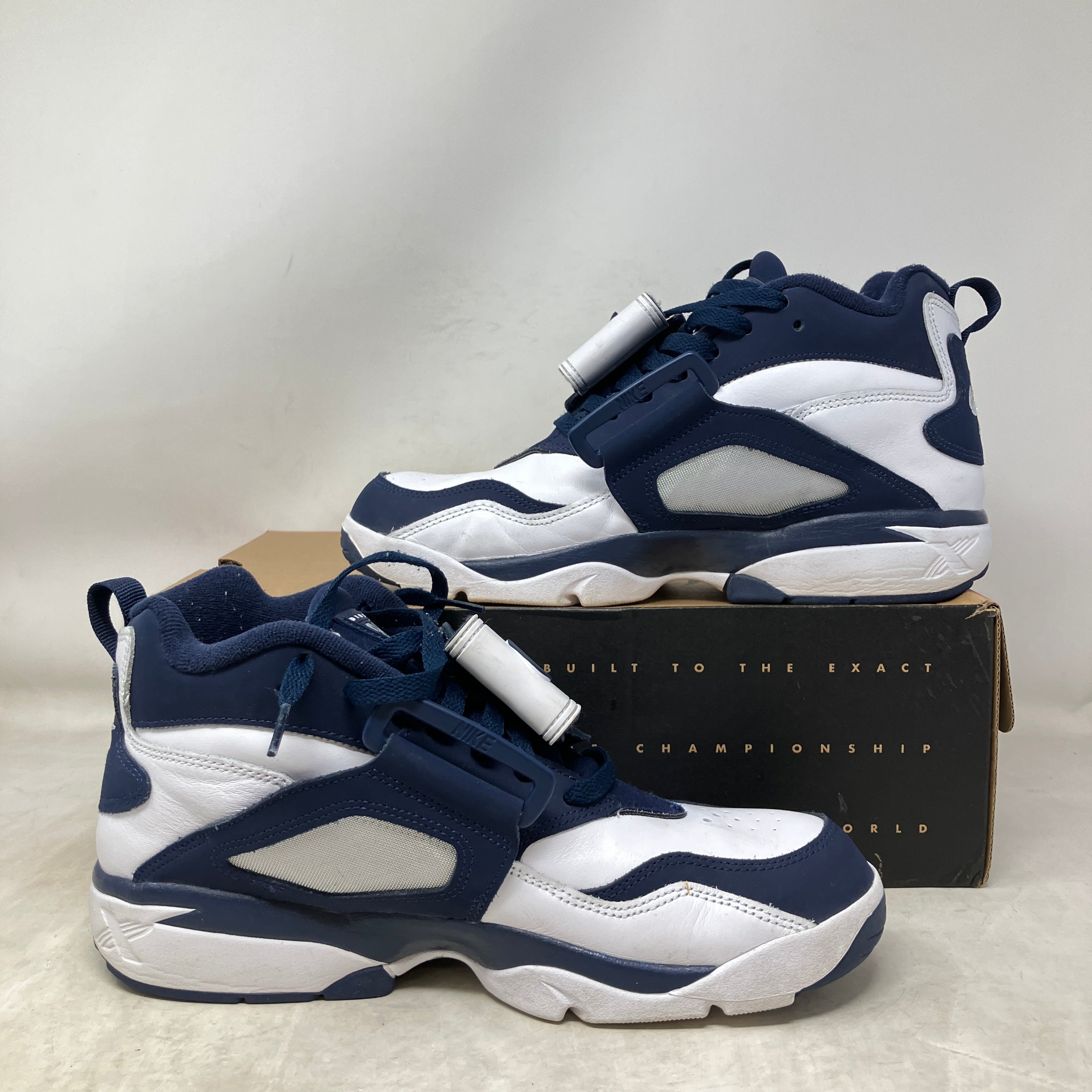 Nike Air Diamond Turf Cowboys