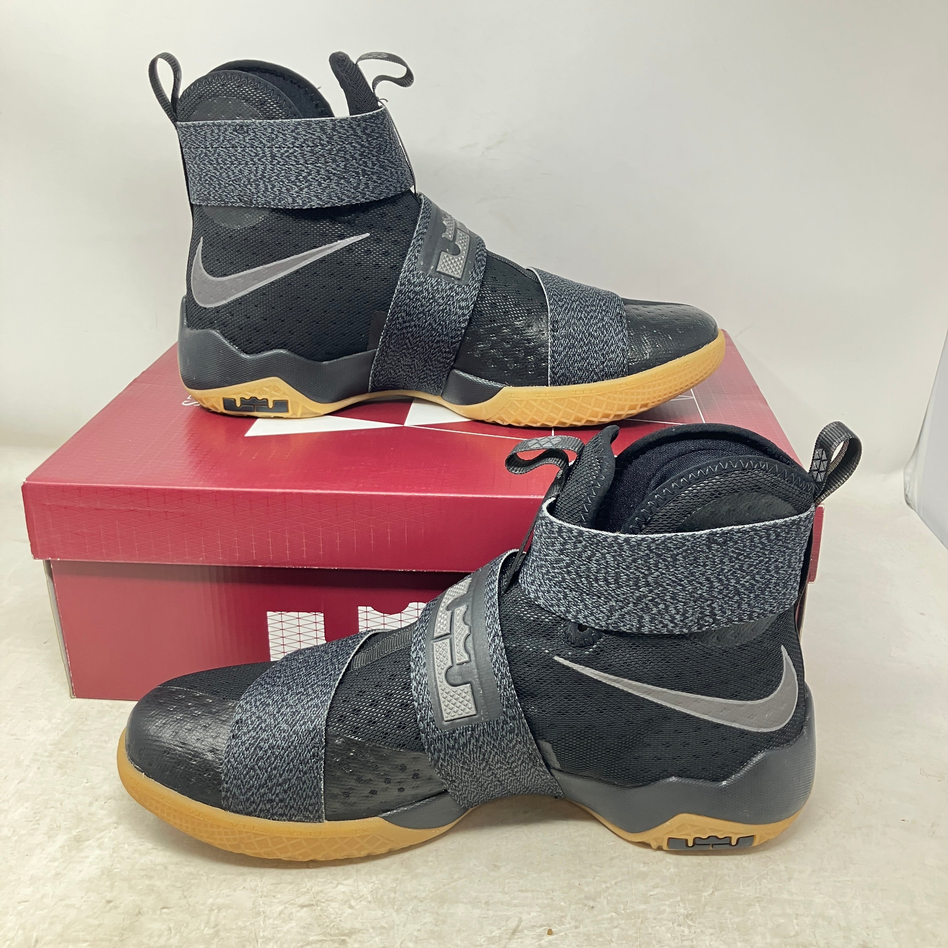 Nike LeBron Zoom Soldier 10 Black Gum